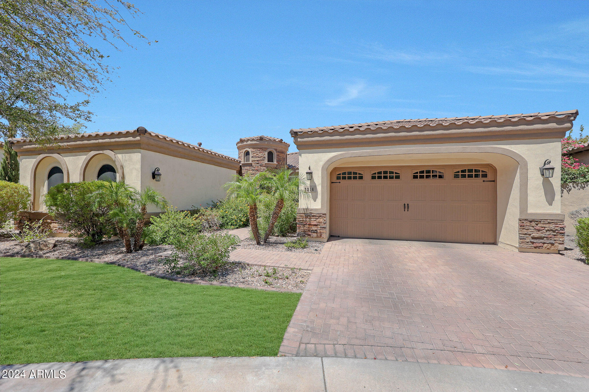 View Phoenix, AZ 85042 house