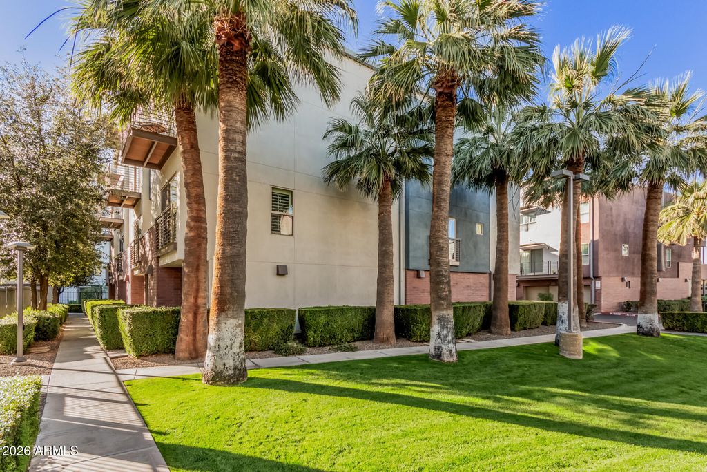 Photo of 525 W Lakeside Drive #141, Tempe, AZ 85281 (MLS # 6963165)