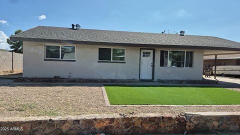 307 W ESSEX Road Kearny AZ 85137