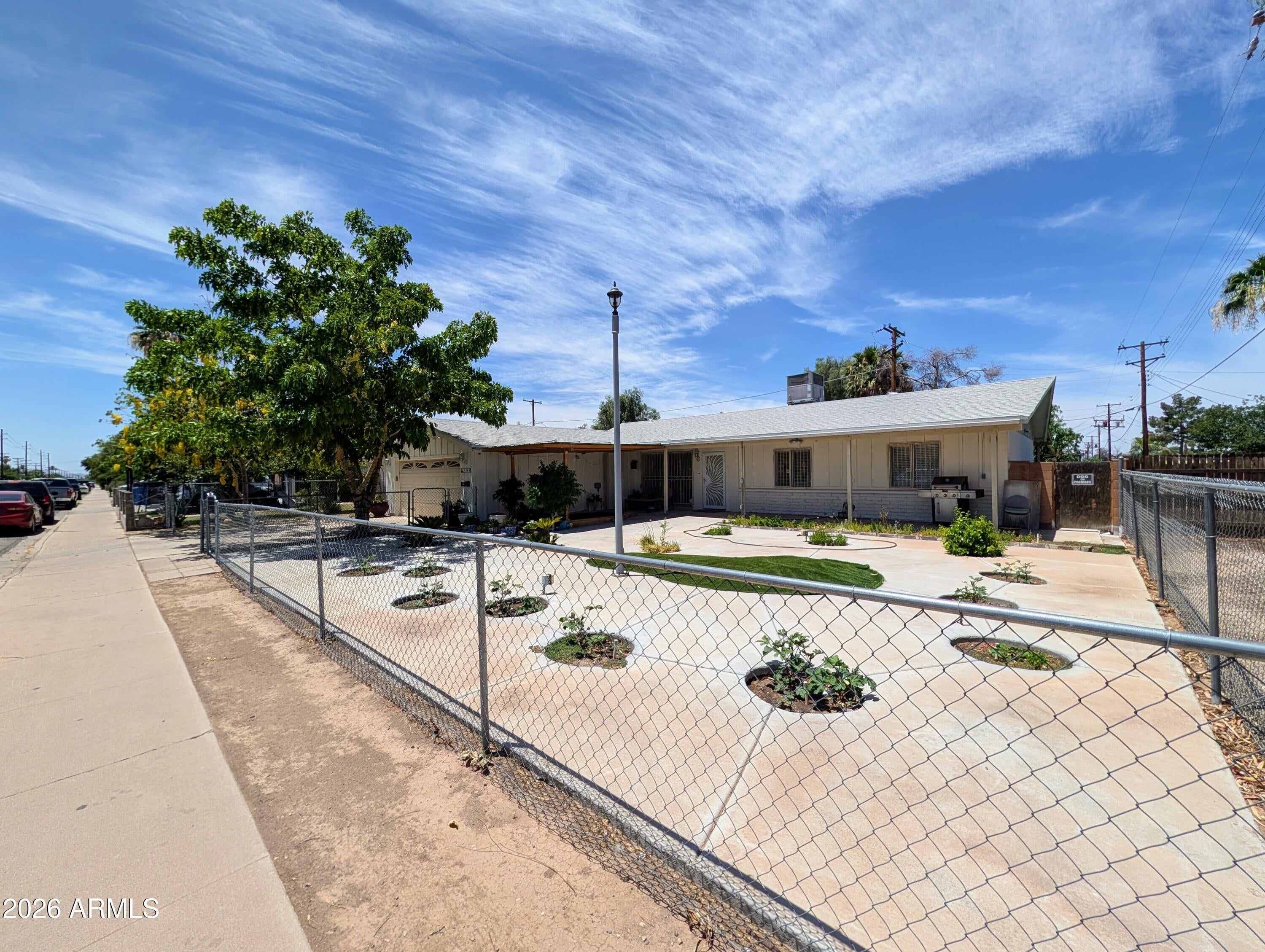 7364 N 39TH Avenue