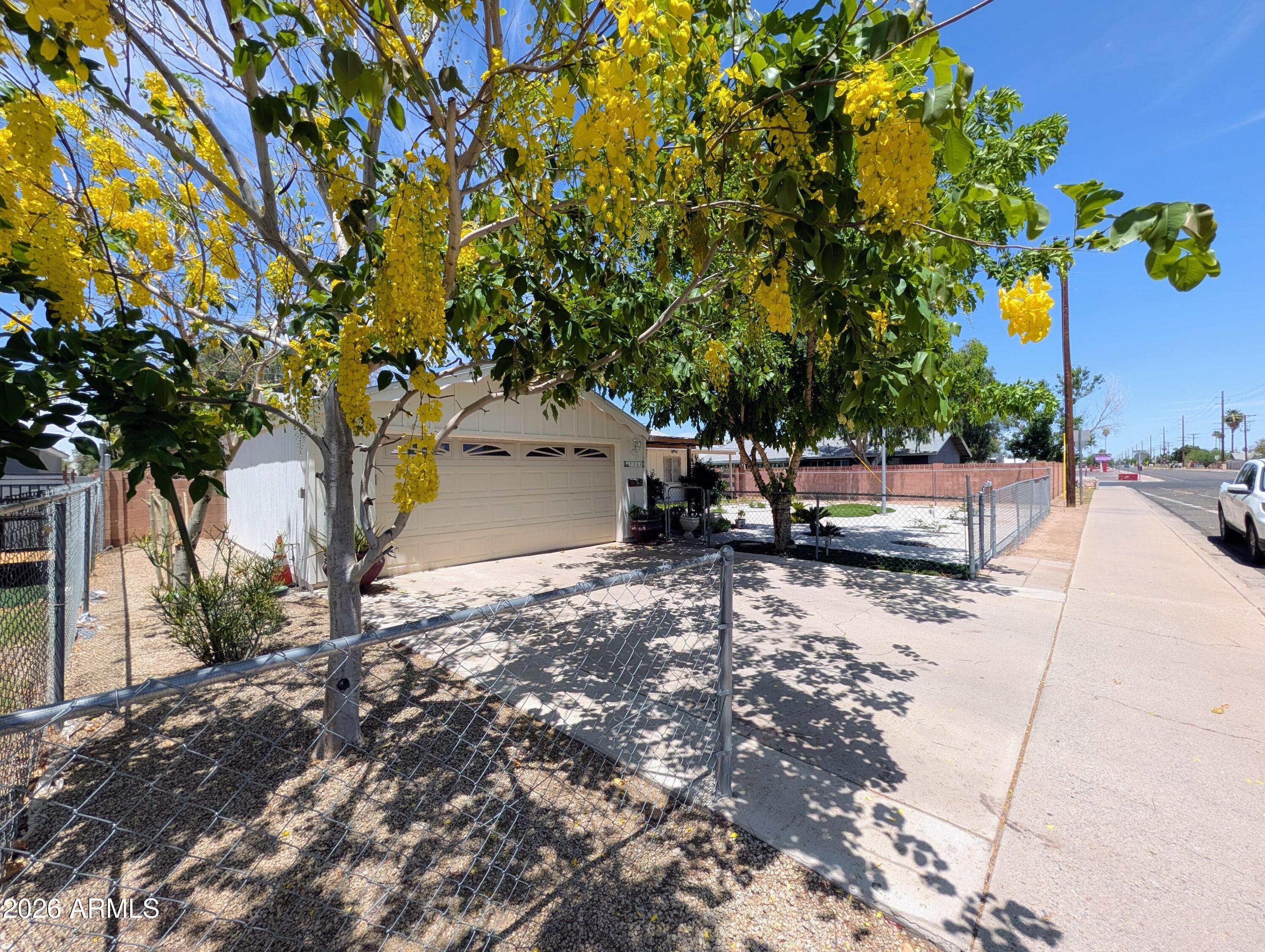 7364 N 39TH Avenue