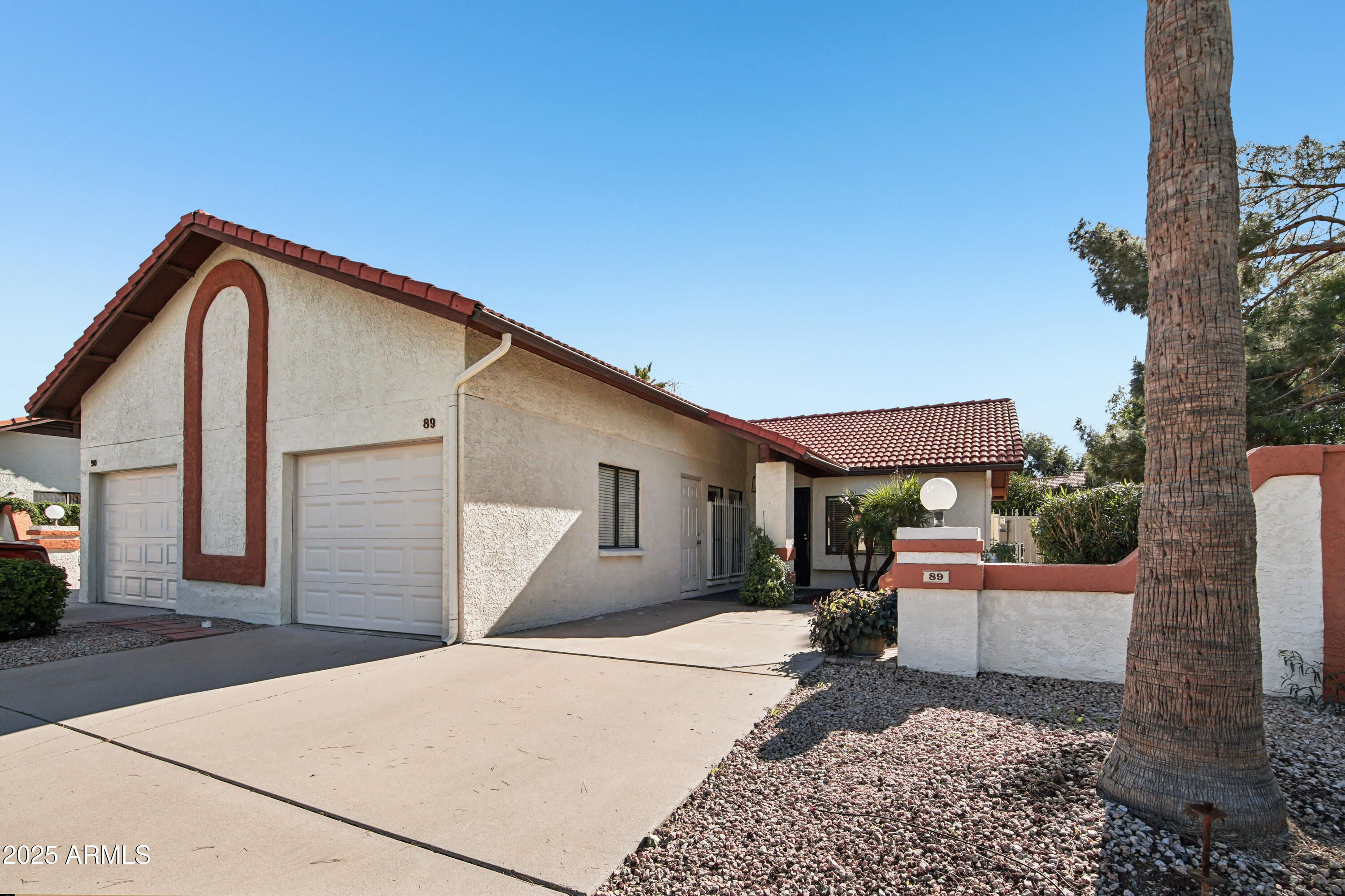 542 S HIGLEY Road 89