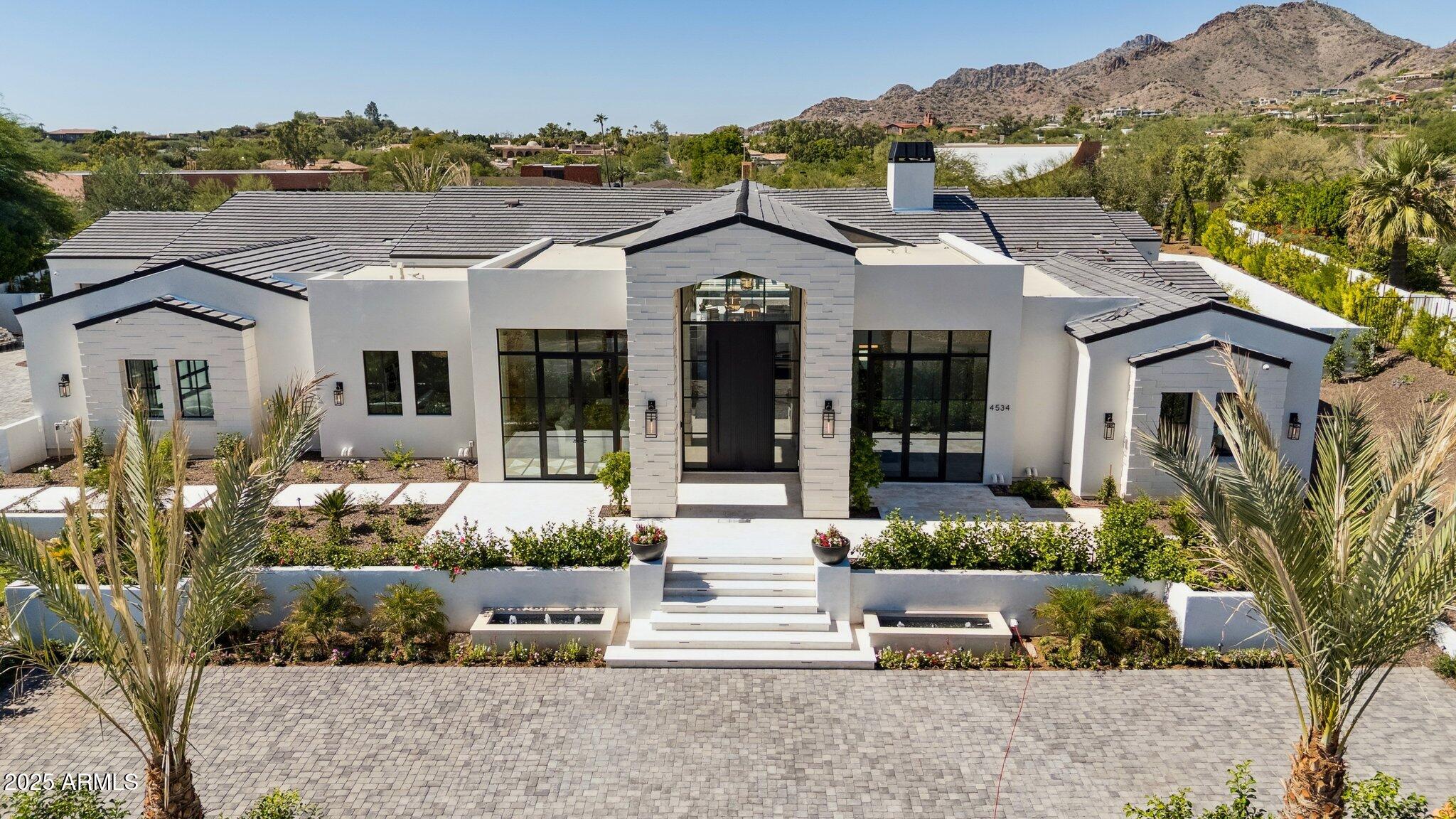 4534 E PEBBLE RIDGE Road