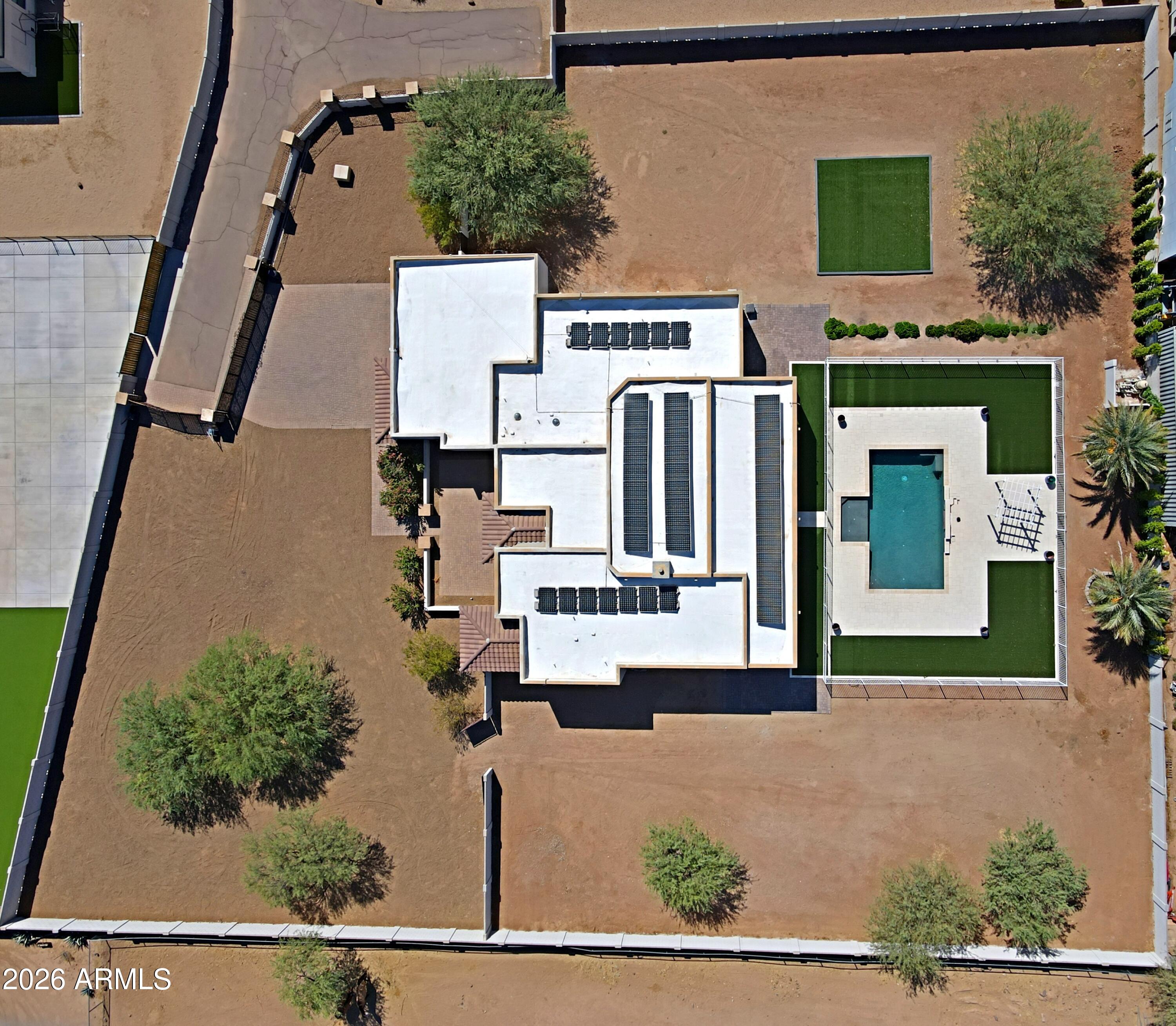 2814 W JORDON Lane