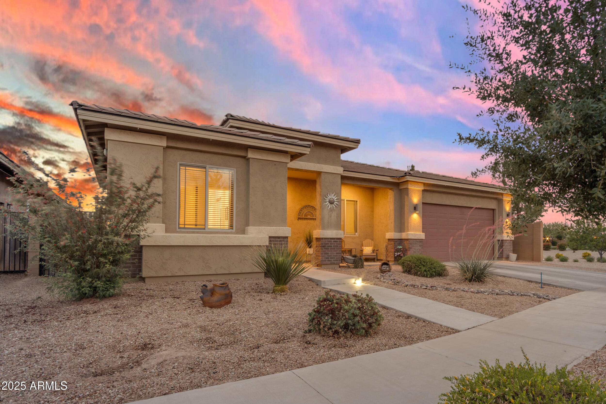 22639 E AVENIDA DEL VALLE --