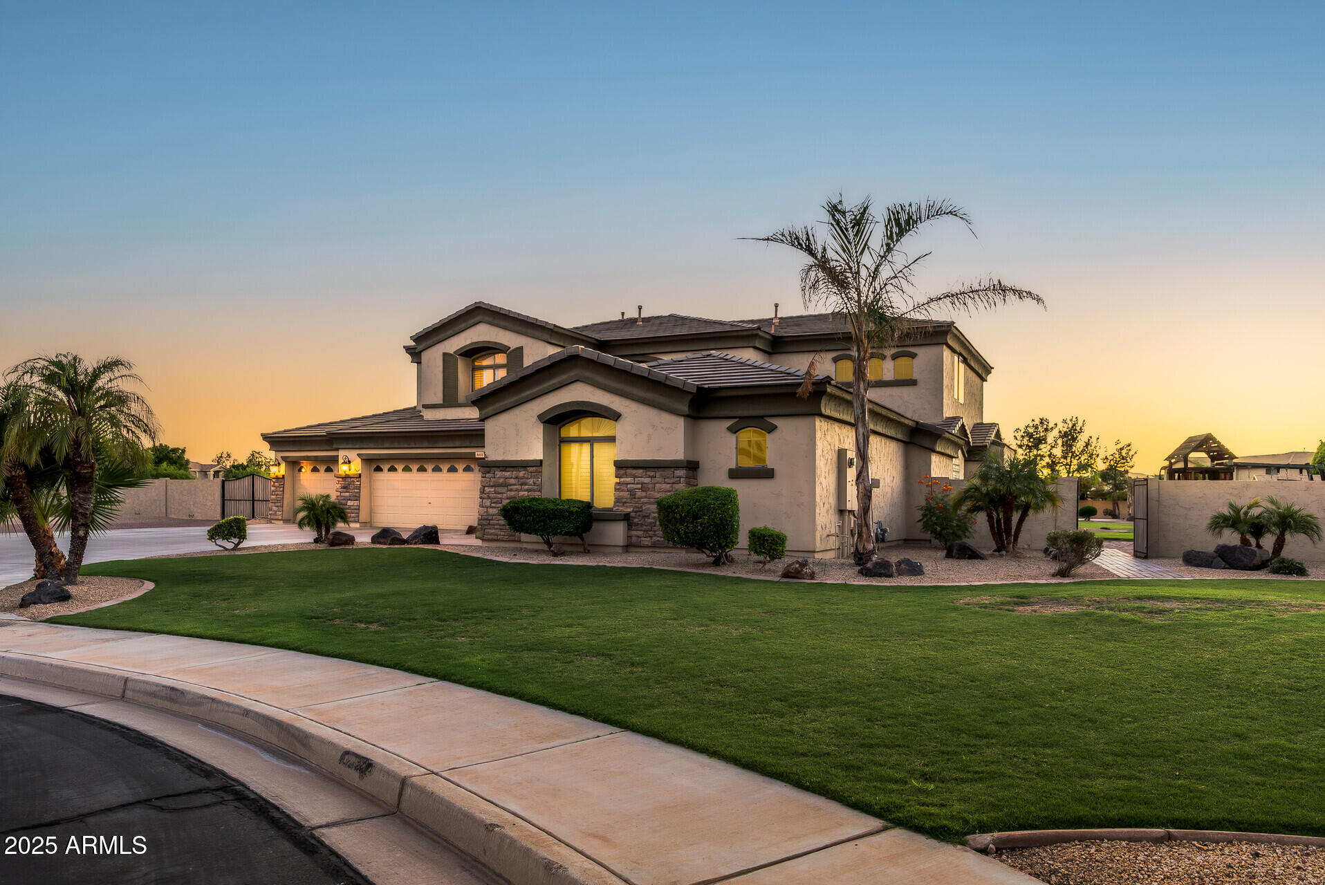 5312 N Sierra Hermosa Court