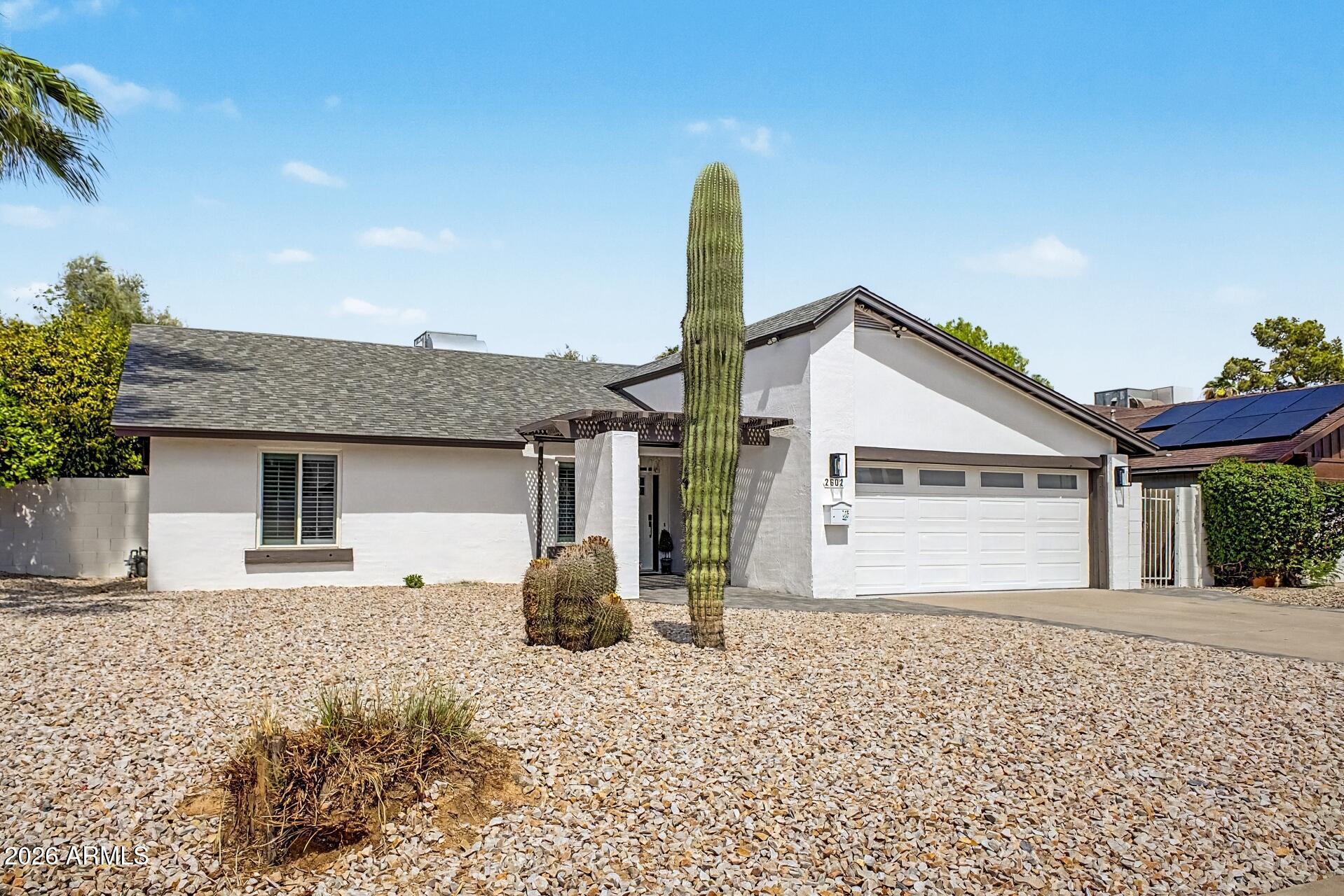 2602 E LARKSPUR Drive