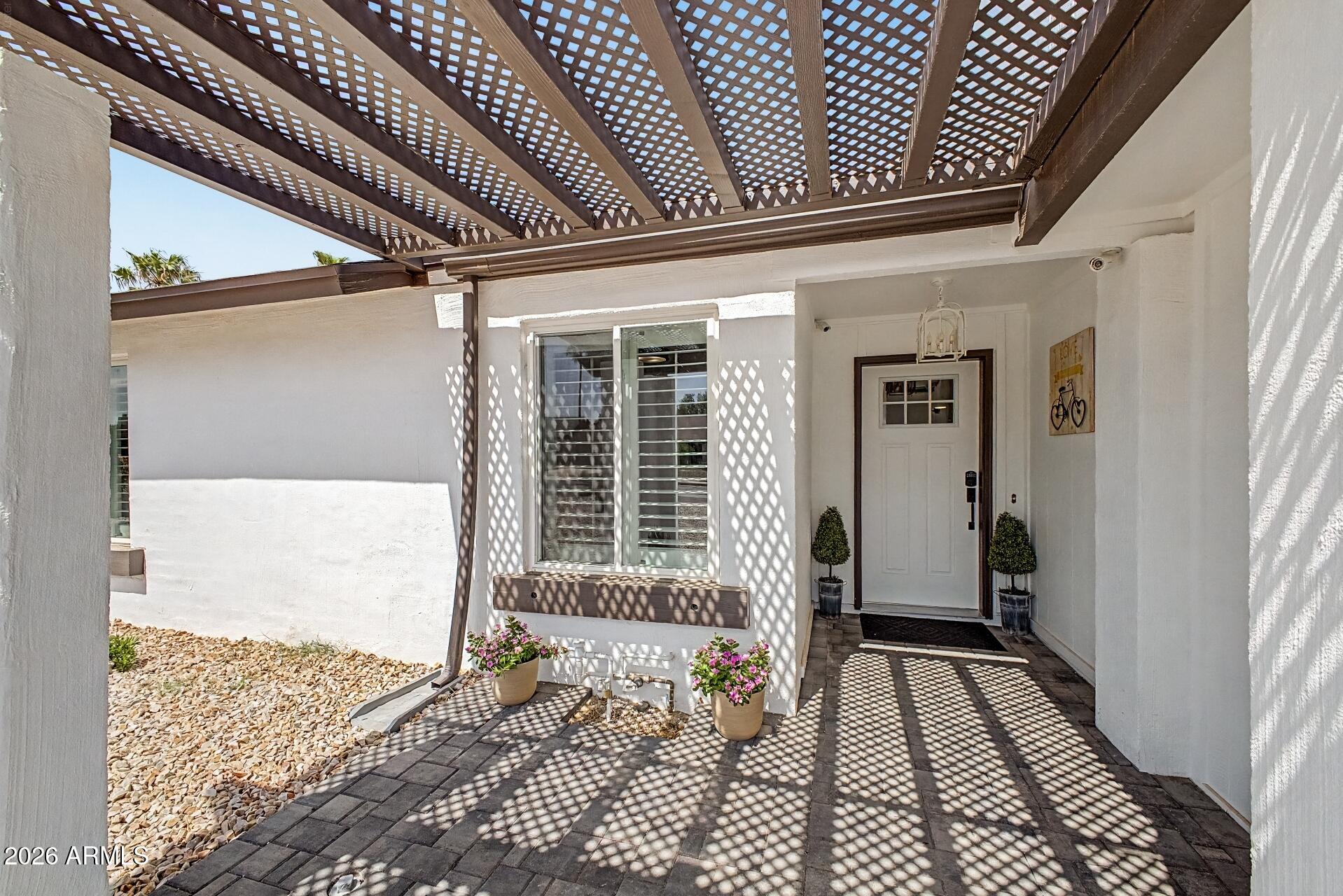 2602 E LARKSPUR Drive