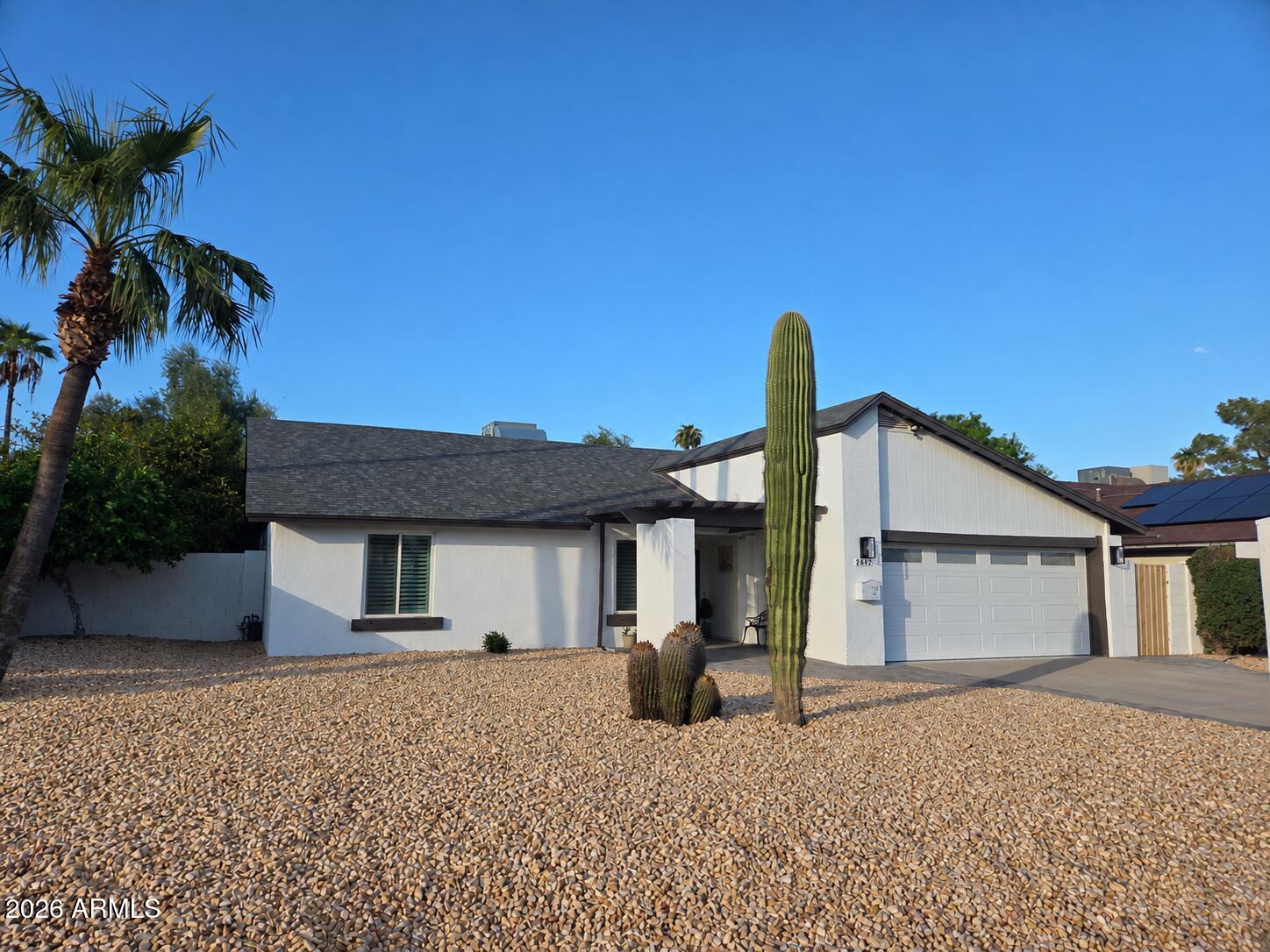 2602 E LARKSPUR Drive