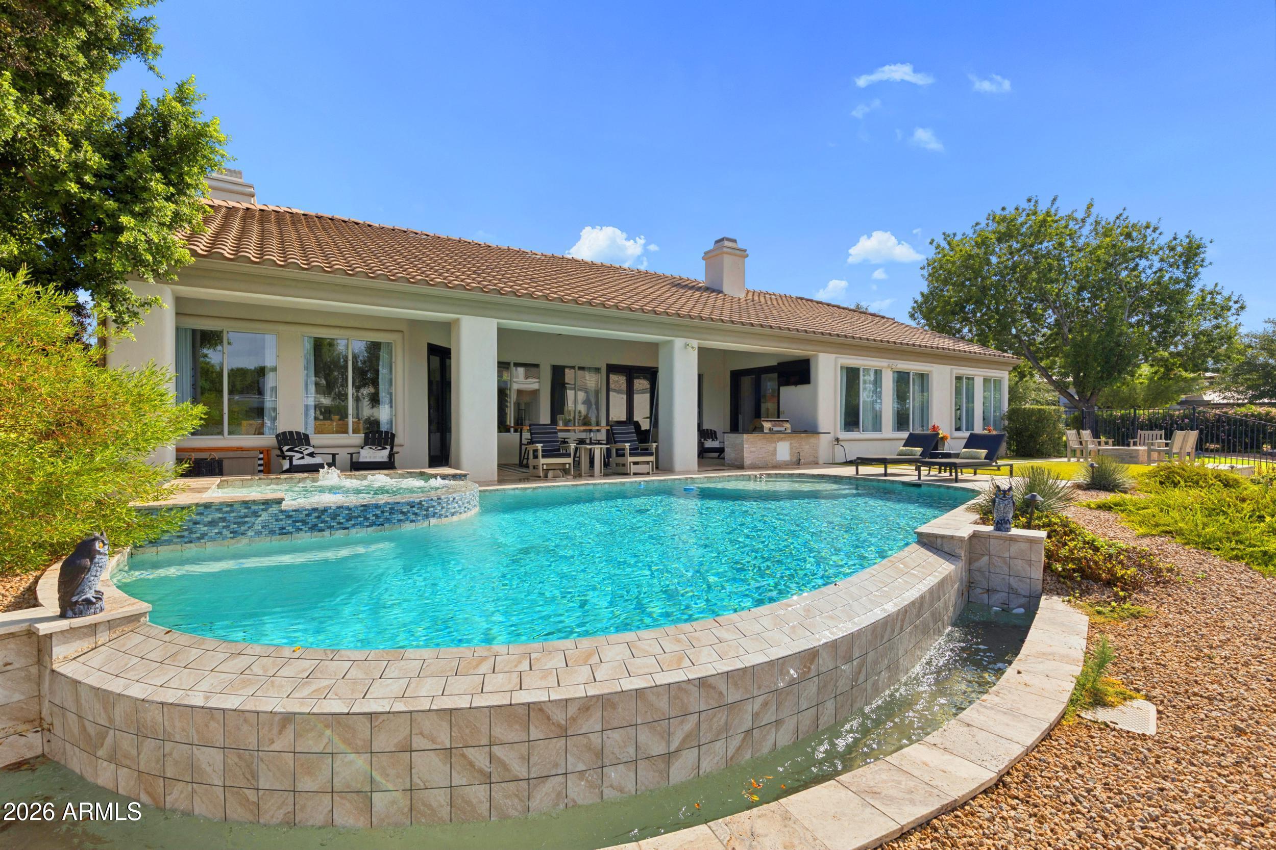 1465 W ISLAND Circle