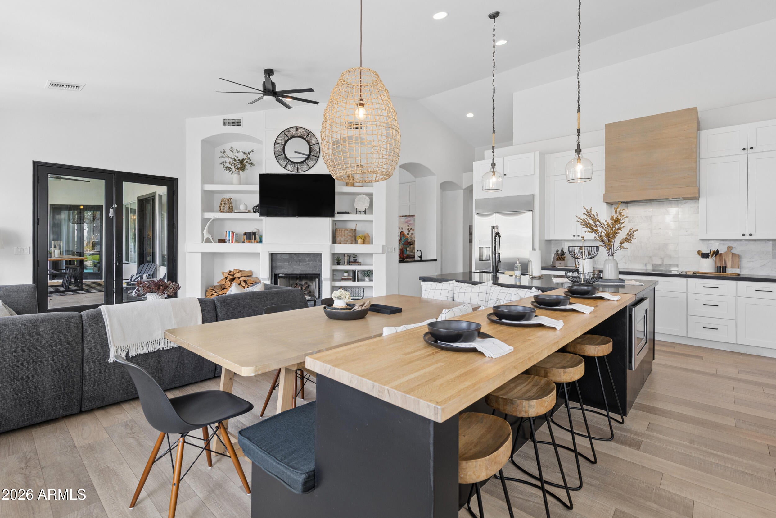 1465 W ISLAND Circle