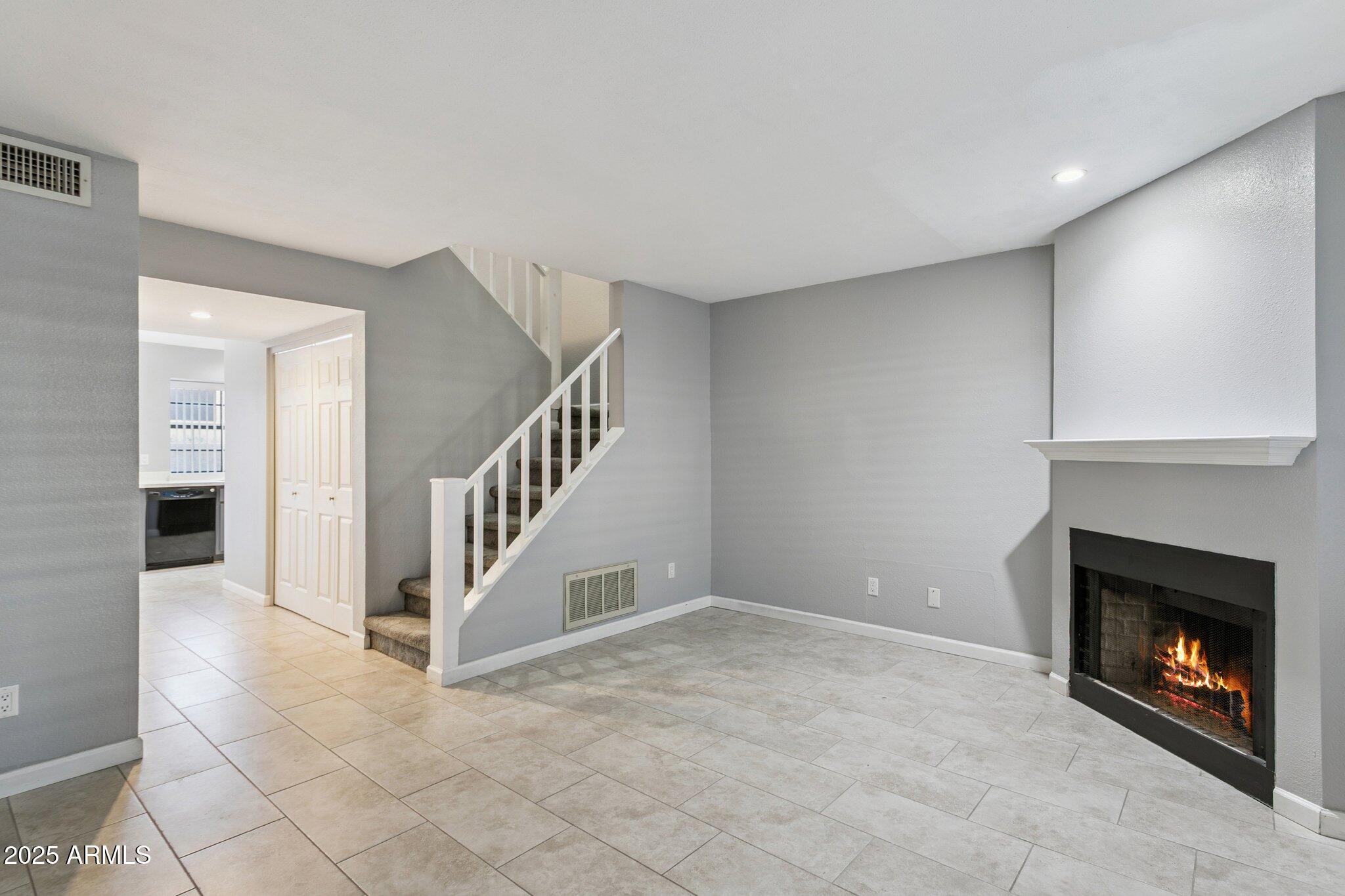 5704 E AIRE LIBRE Avenue 1123