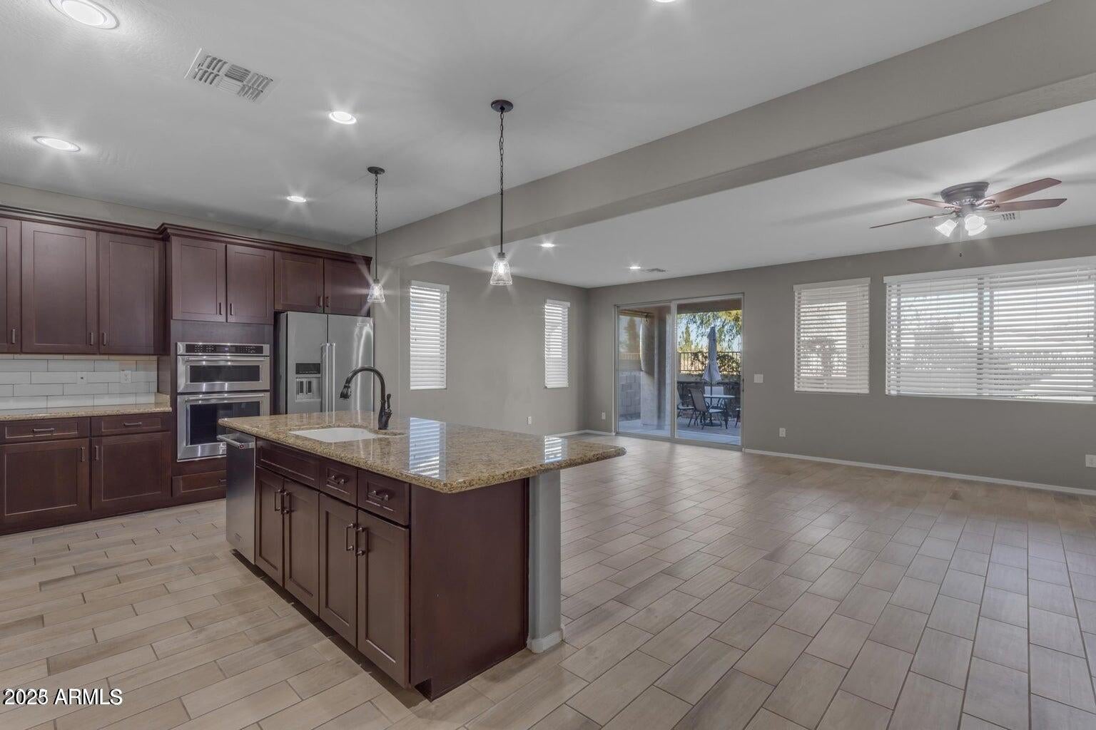 22841 S 225th Place