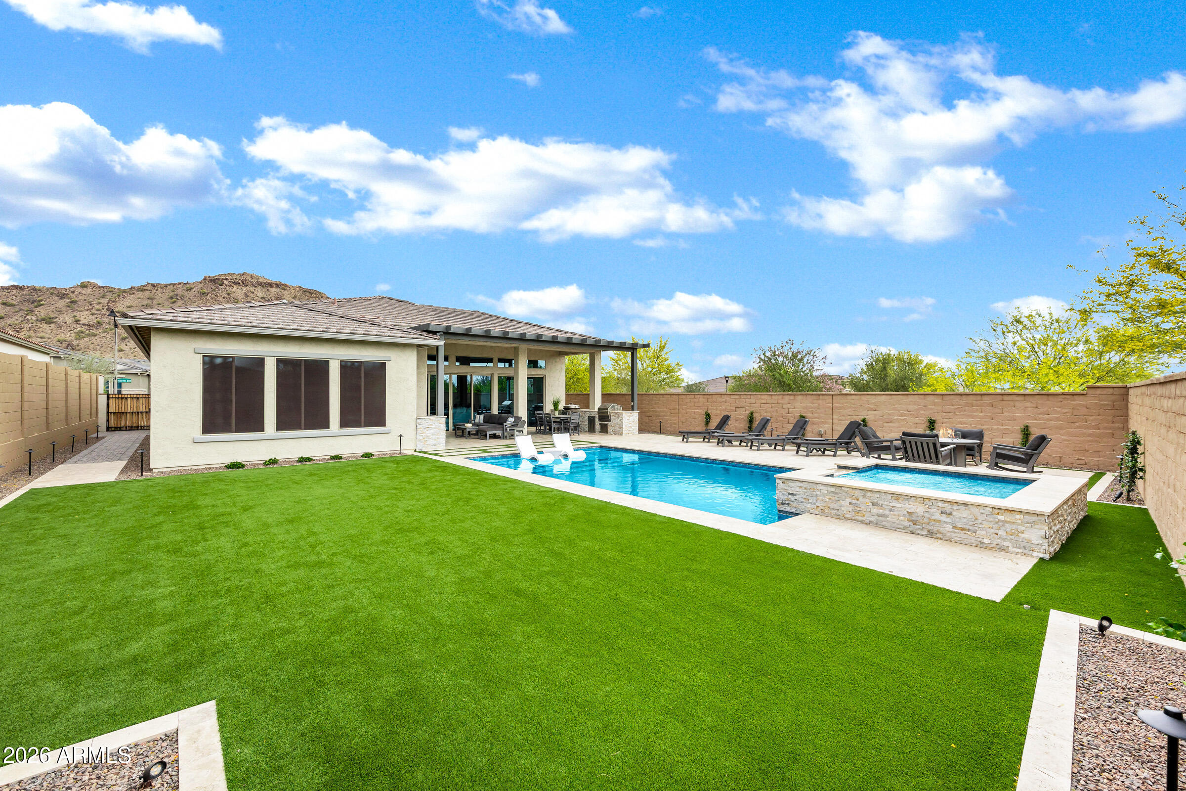 VERRADO HIGHLANDS DISTRICT PHASE 2 - Residential
