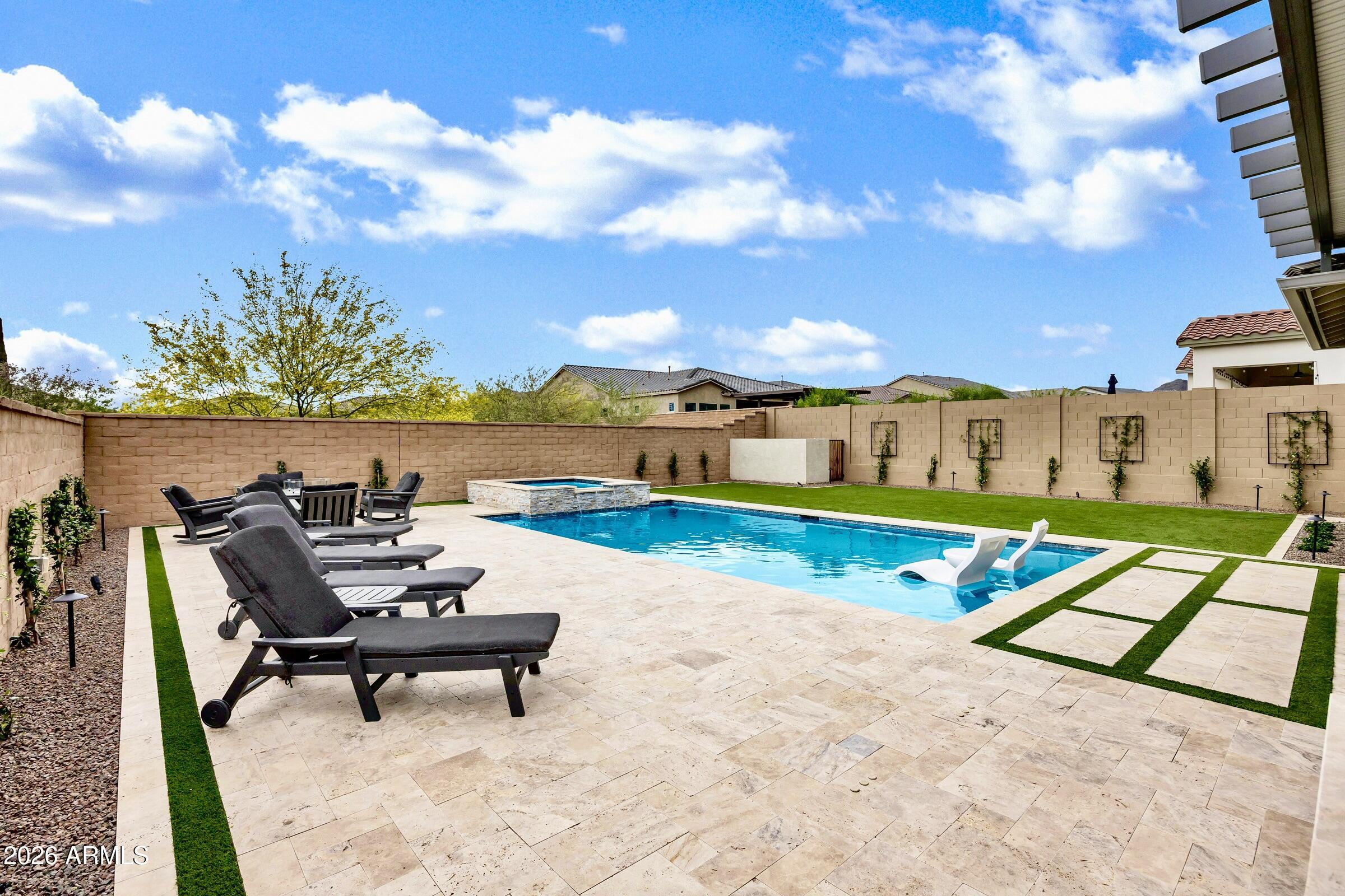 VERRADO HIGHLANDS DISTRICT PHASE 2 - Residential