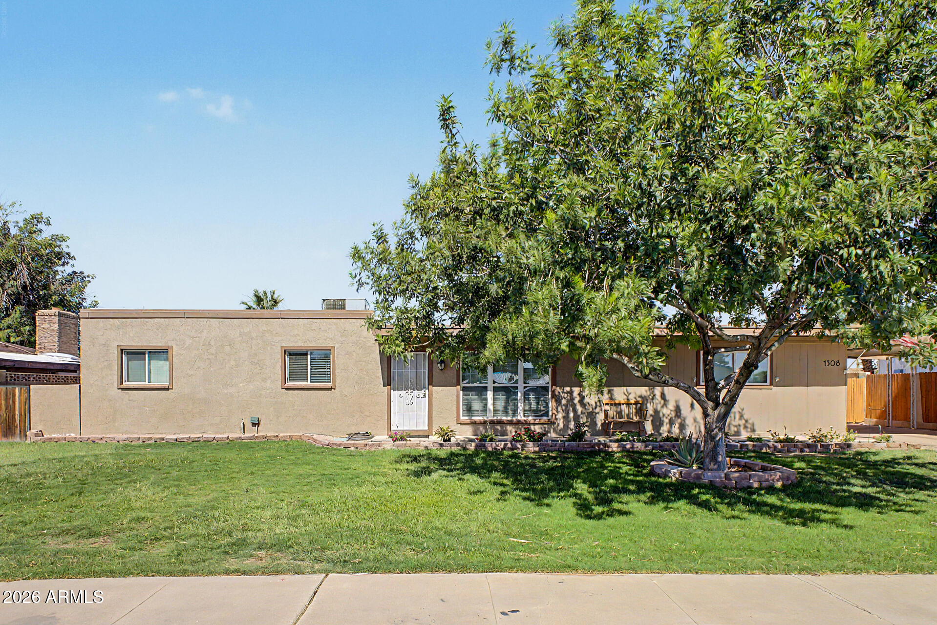 1308 S SPUR --
