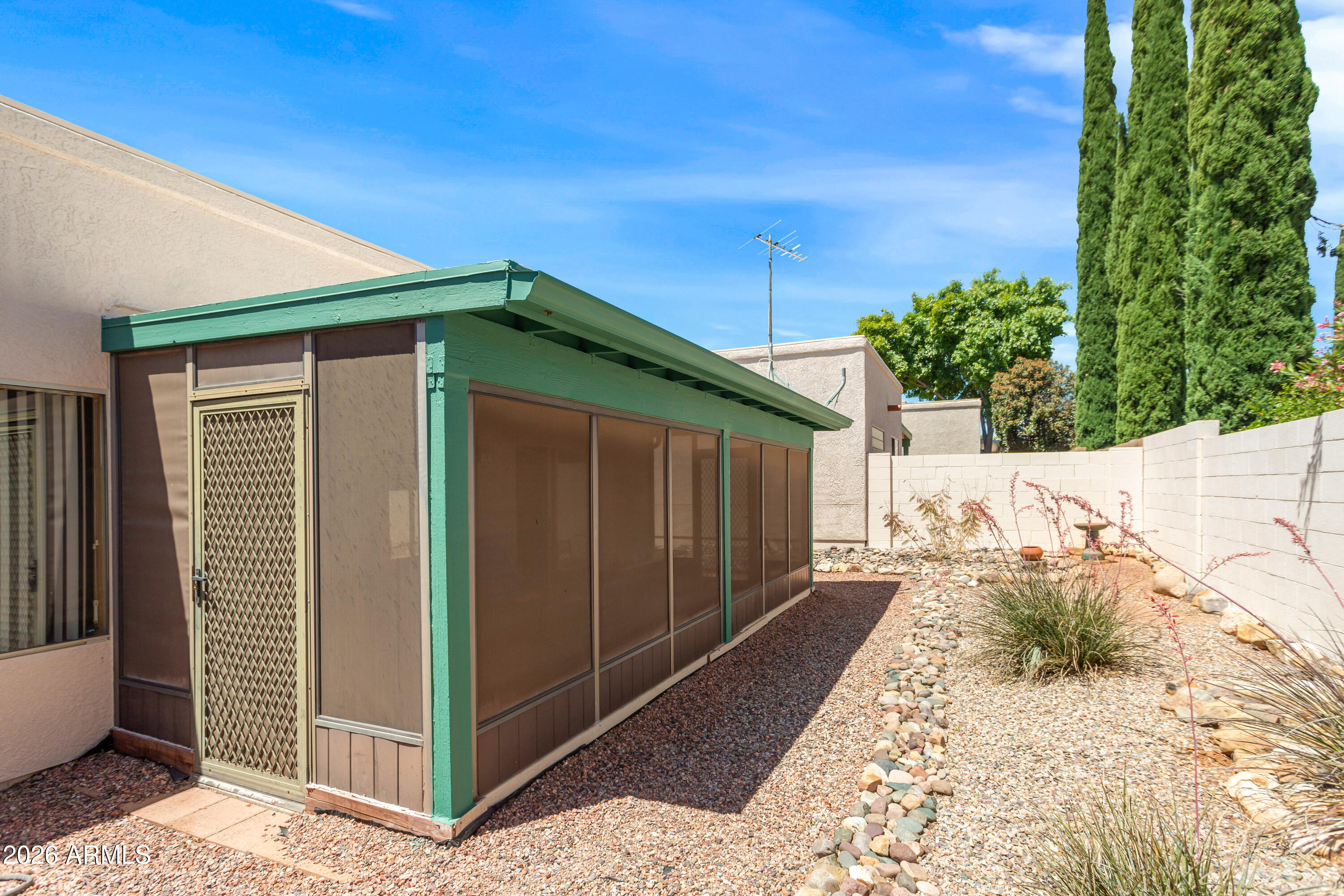 SIERRA SPRINGS - Residential