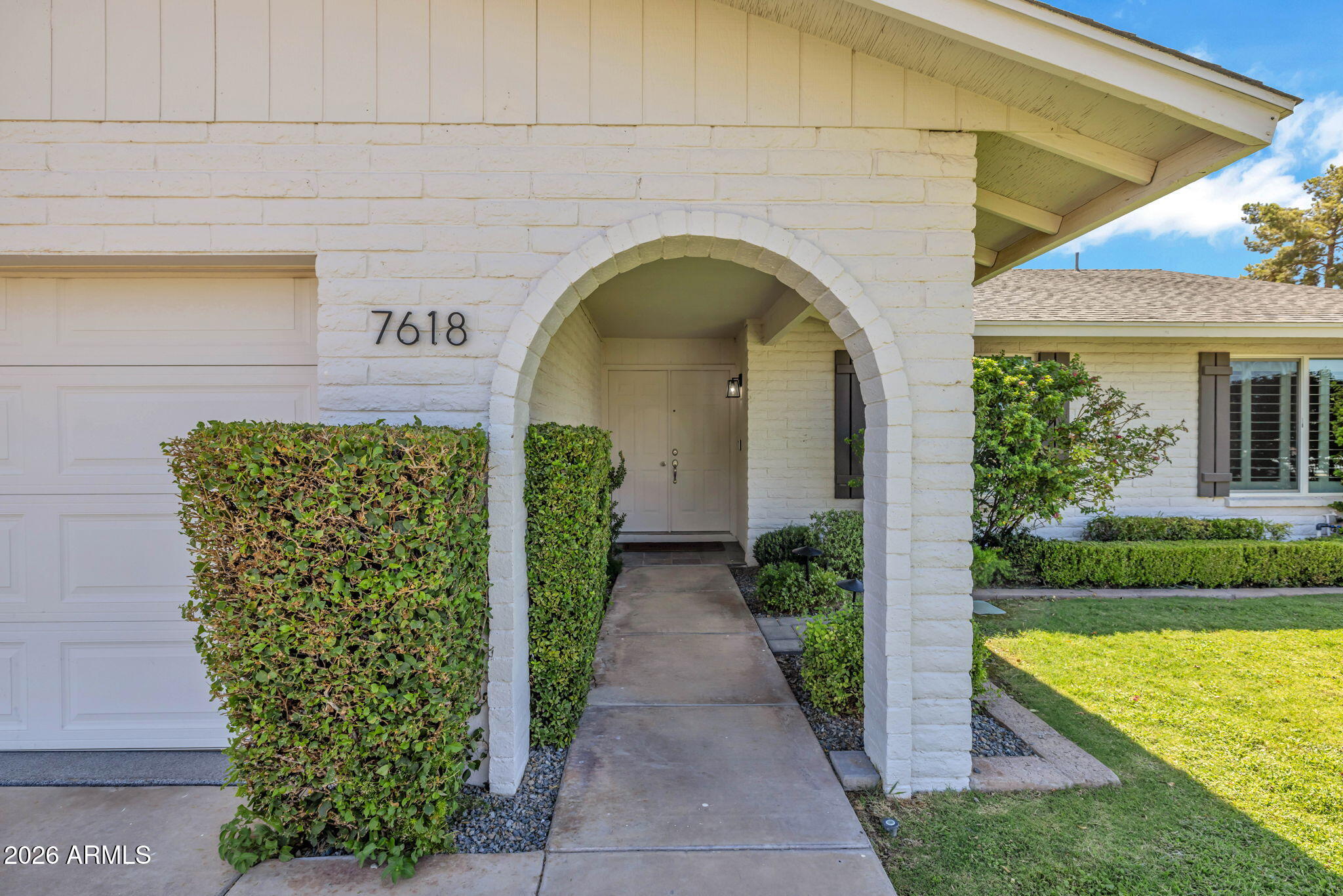 7618 N VIA DE LOS NINOS --