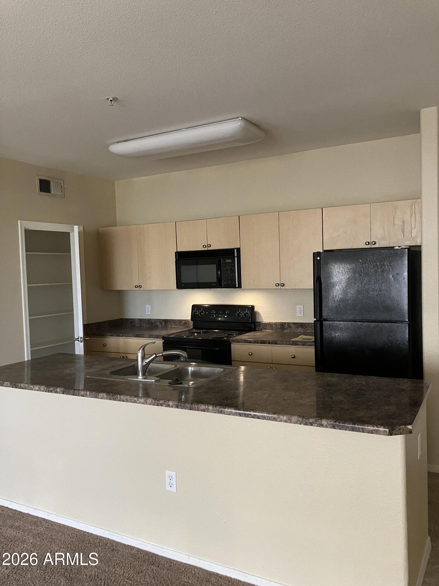 18416 N Cave Creek Road Apt 2027