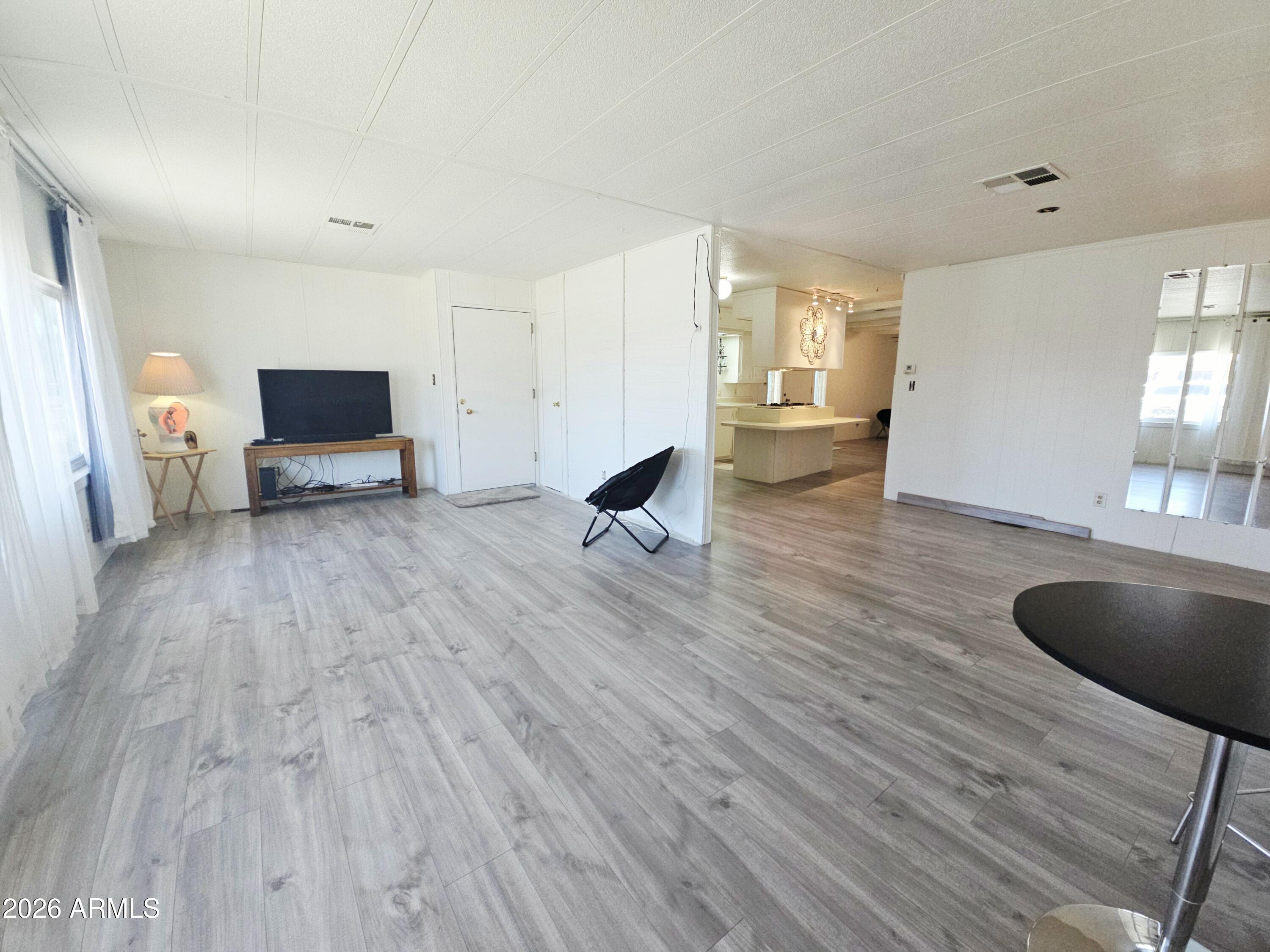6612 W HATCHER Road
