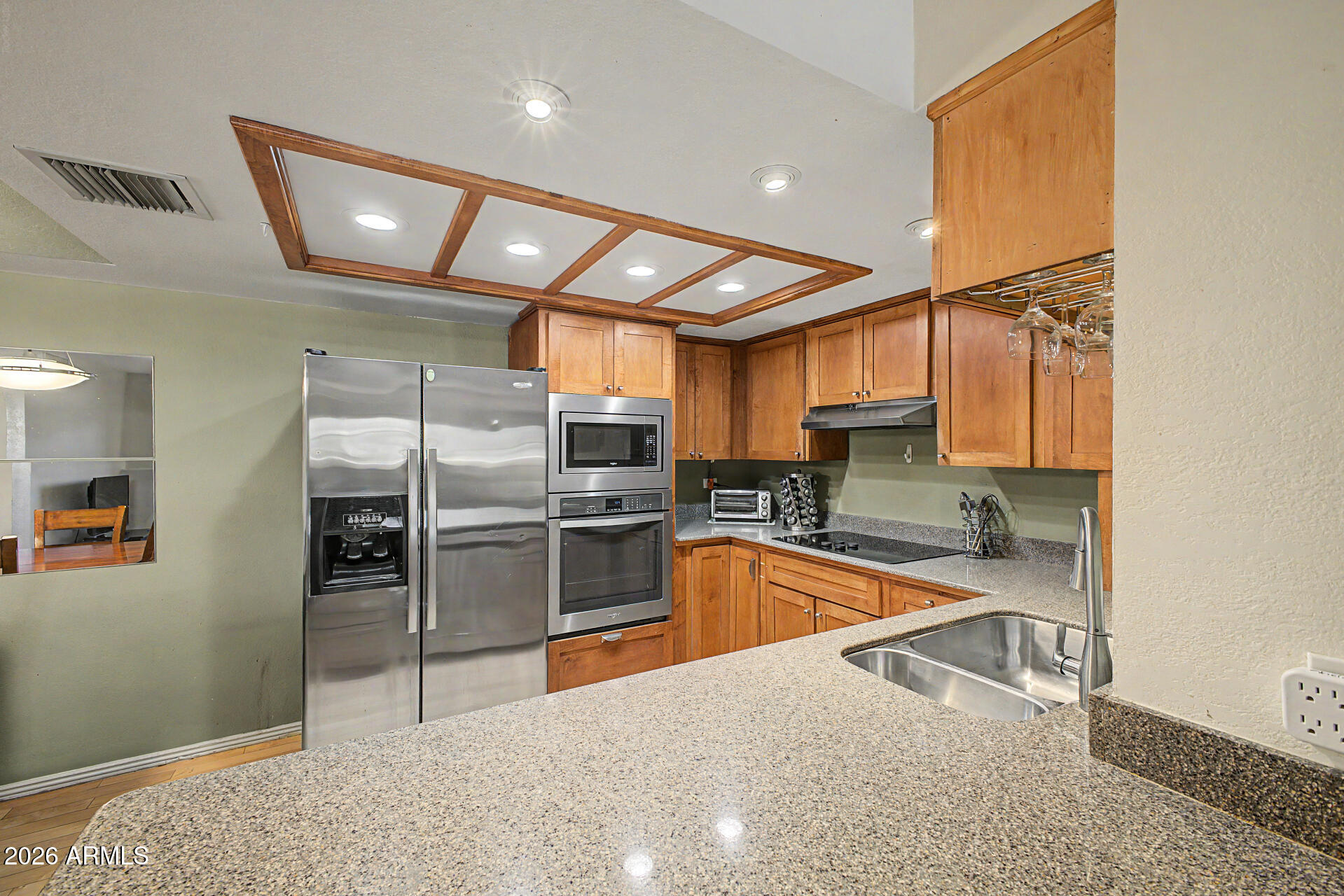 10410 N CAVE CREEK Road 1027