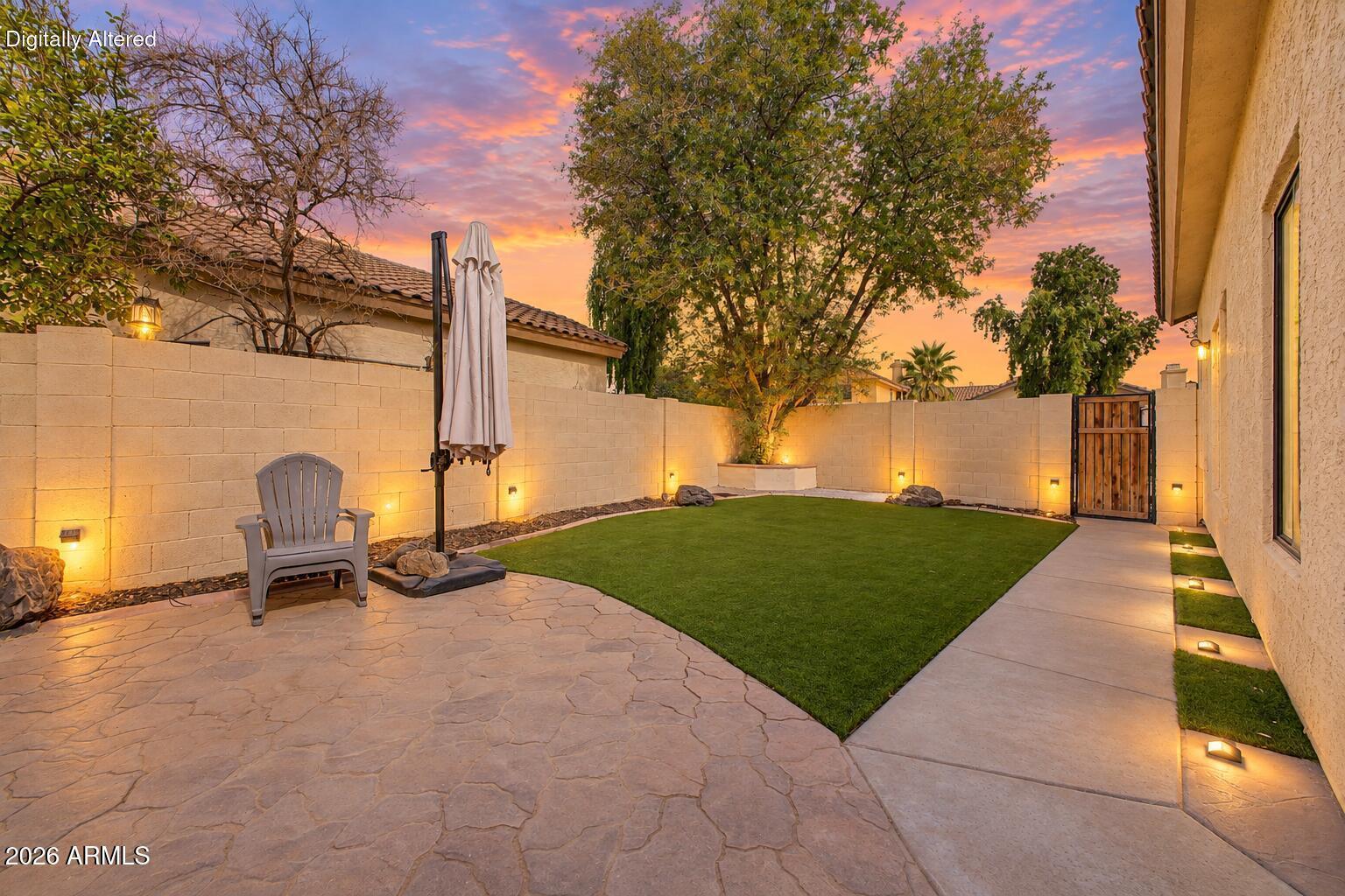 11010 W CRIMSON Lane
