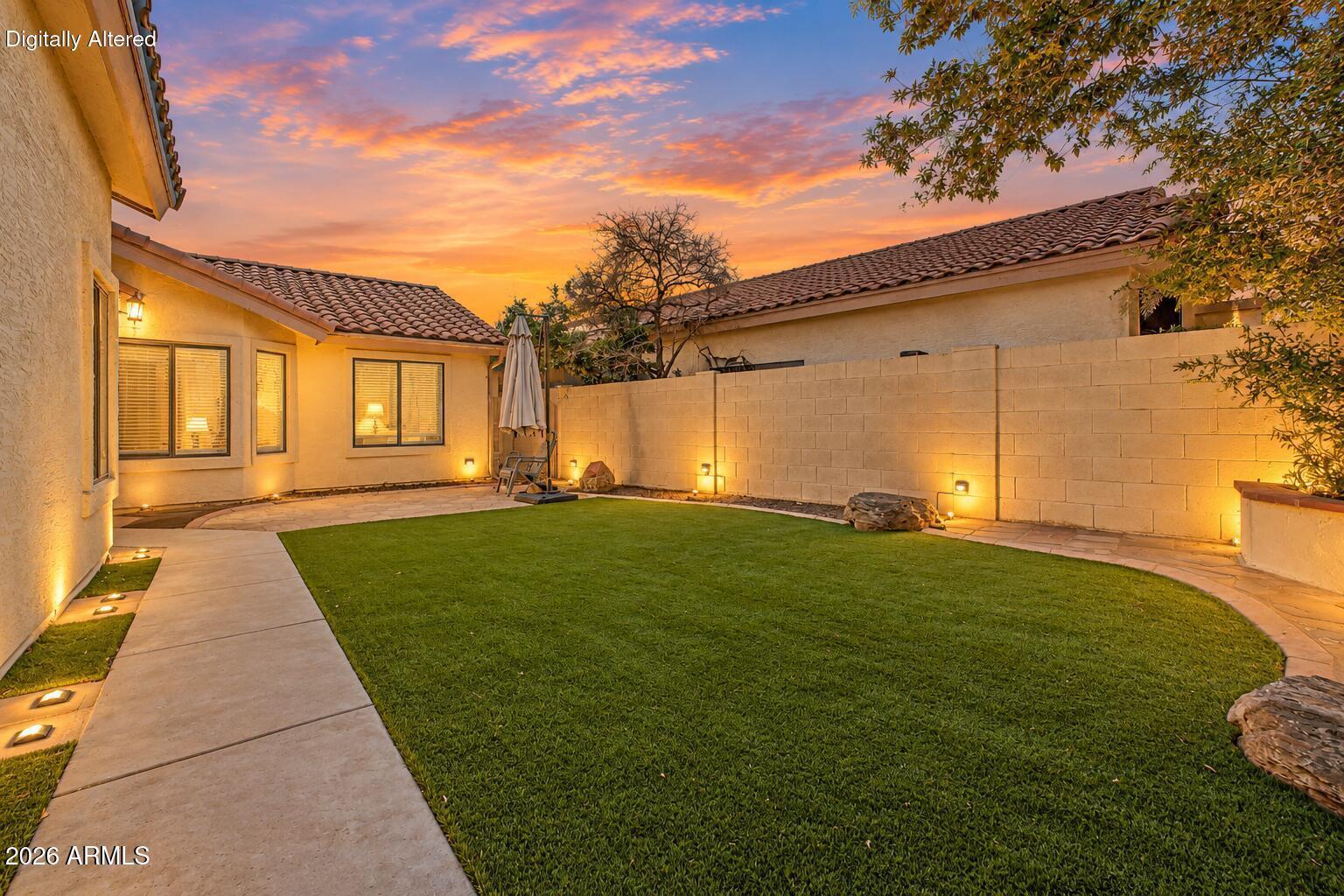 11010 W CRIMSON Lane