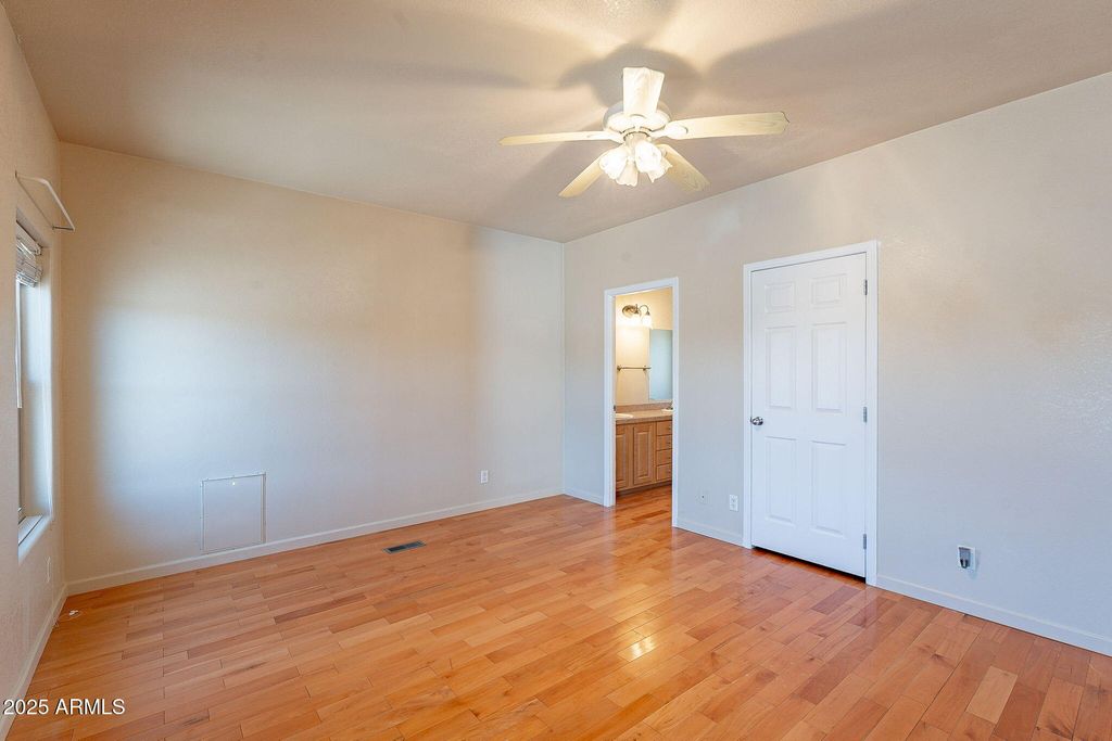 listing image 89
