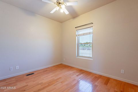 listing image 100