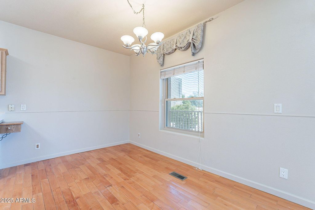 listing image 79