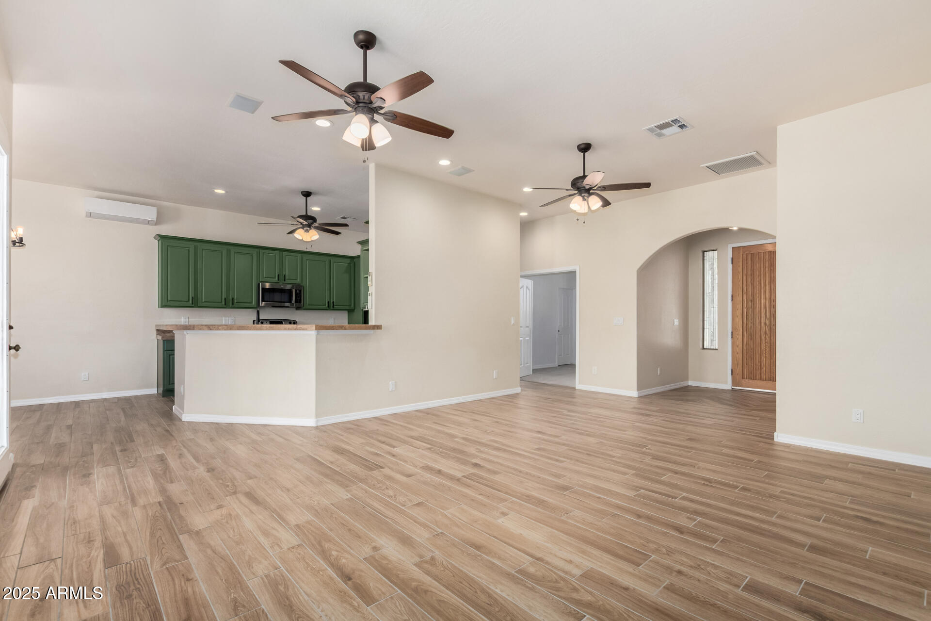 40441 N FRIEND Avenue