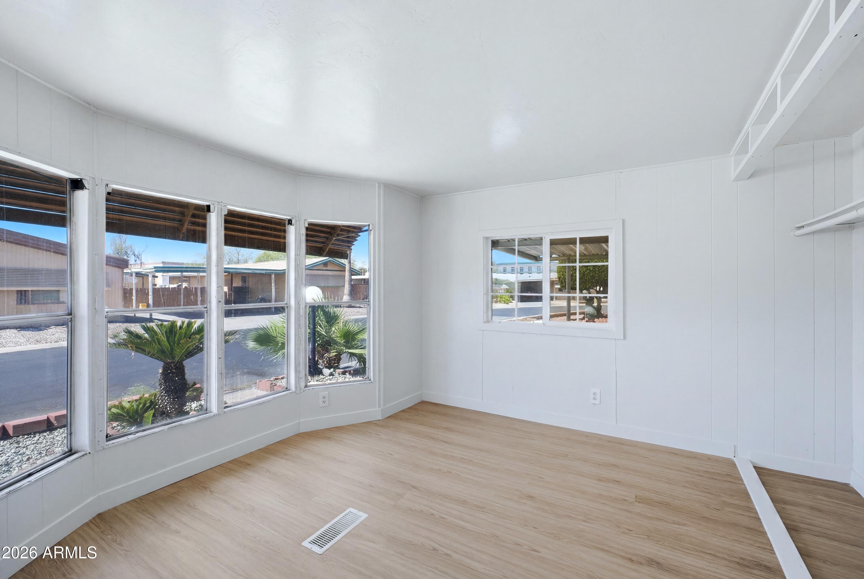 Peoria Polynesian Villiage - Residential