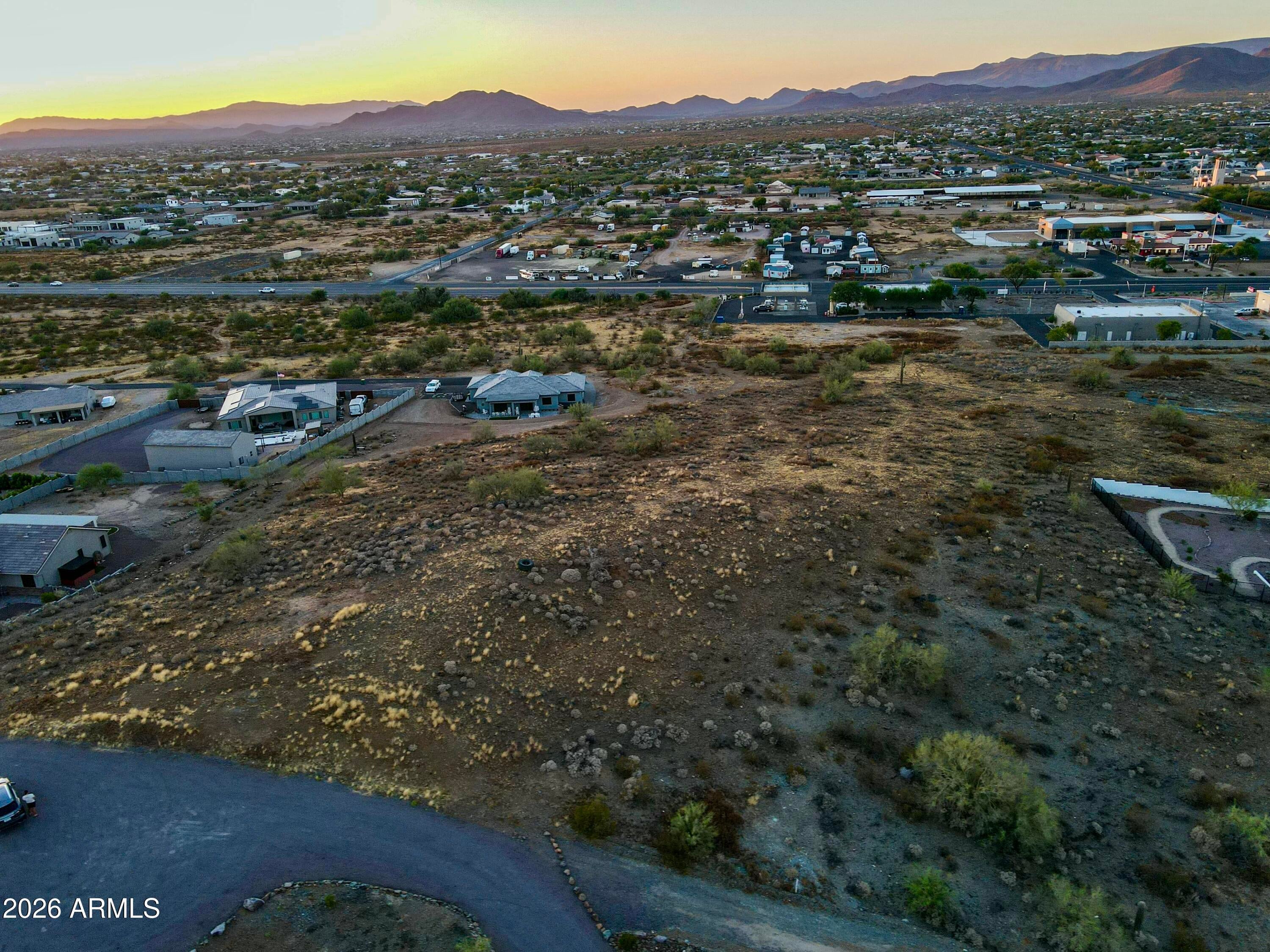 000 E Tumblewood Drive 5