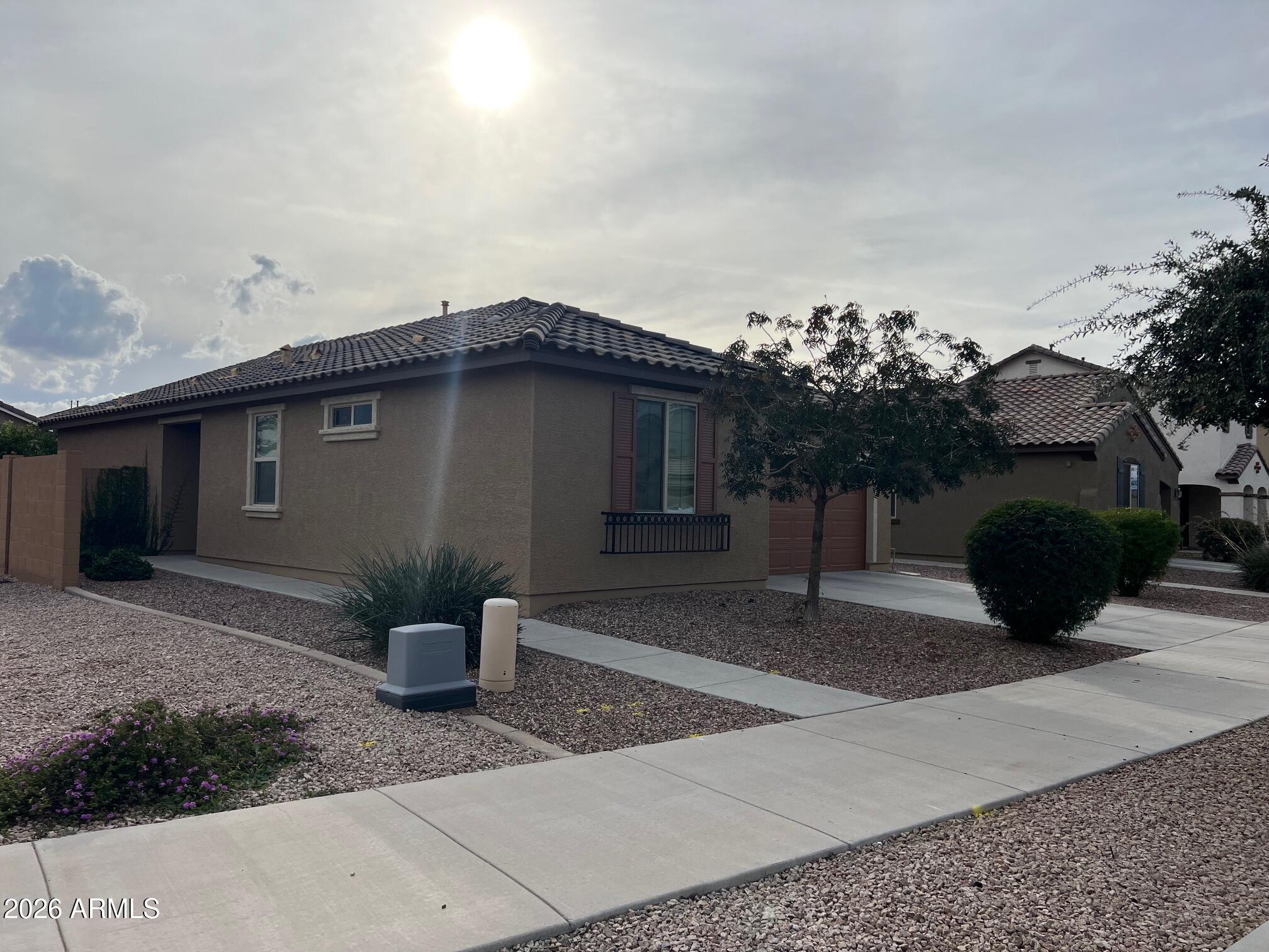 21251 E CREEKSIDE Drive