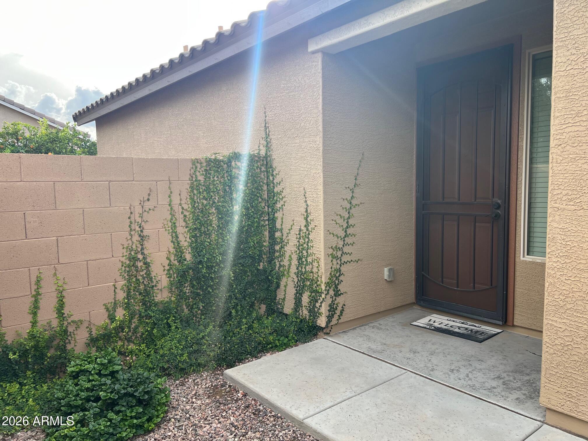 21251 E CREEKSIDE Drive