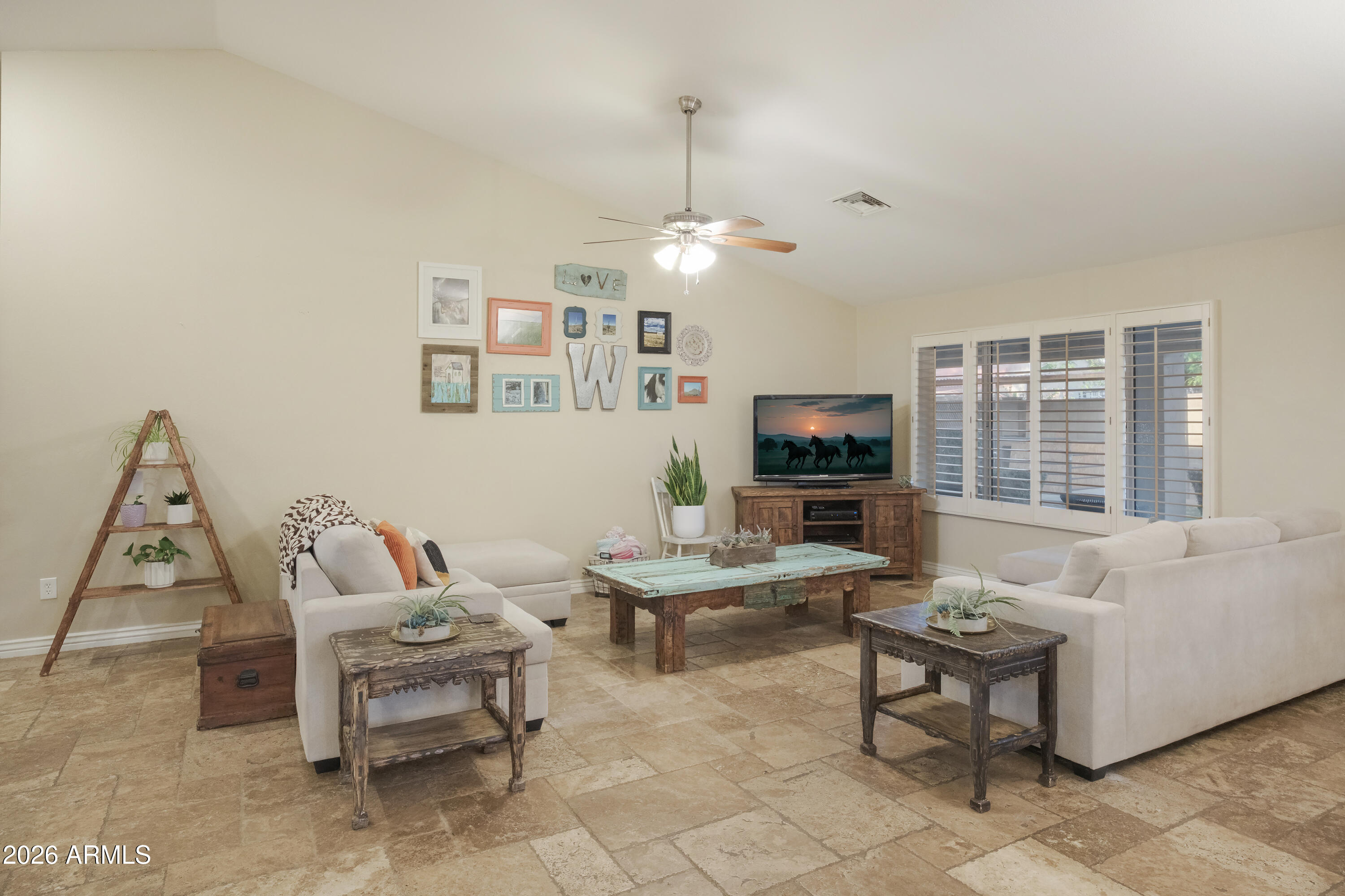 VISTA MESA - Residential