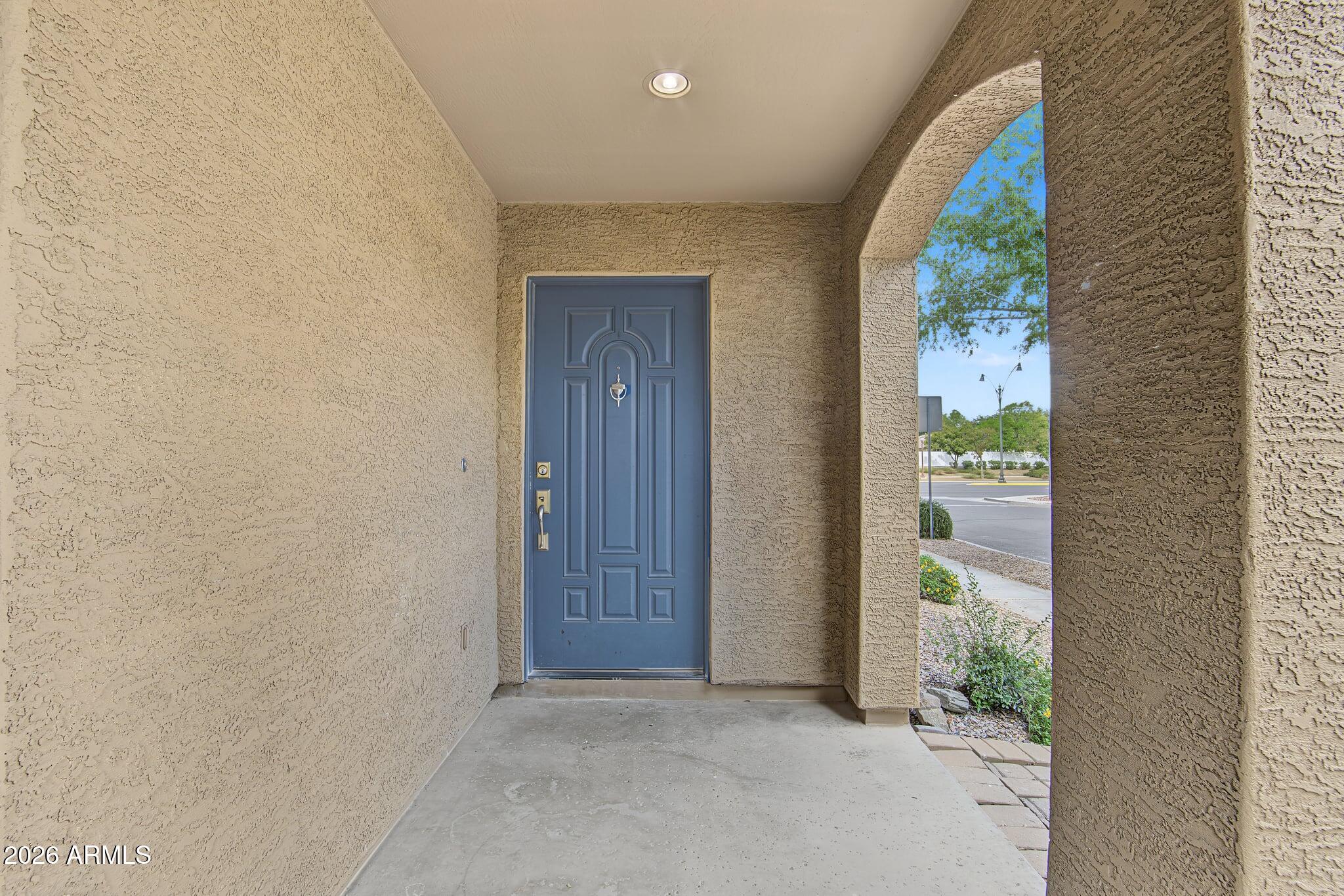 2620 E MEGAN Street