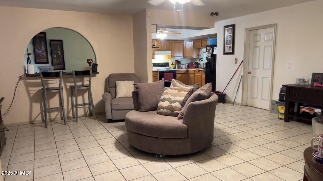 4224 W PORTLAND Street