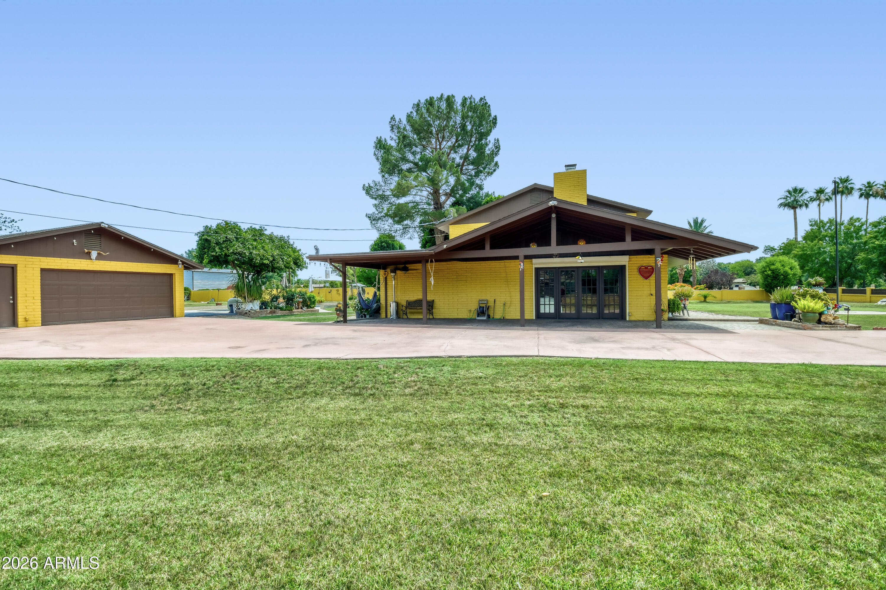 THUNDERBIRD ACRES 1 - Residential