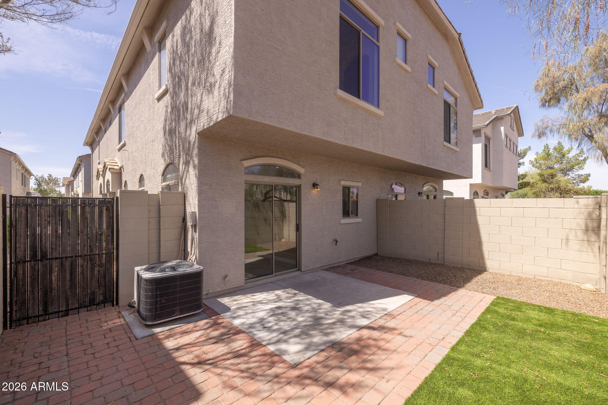 2150 E BELL Road 1136