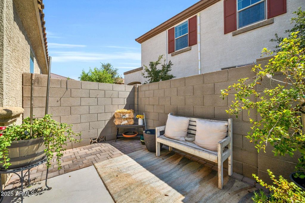 Photo of 12038 W Davis Lane, Avondale, AZ 85323 (MLS # 6904642)