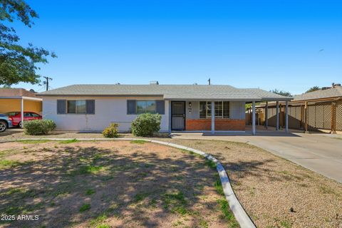 1016 S SIESTA Lane Tempe AZ 85281