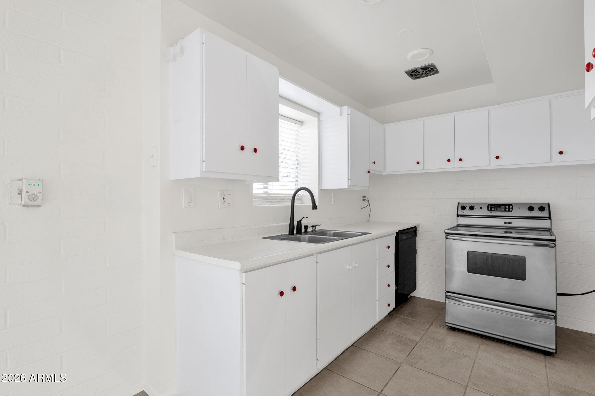 SCOTTSDALE EAST - Residential
