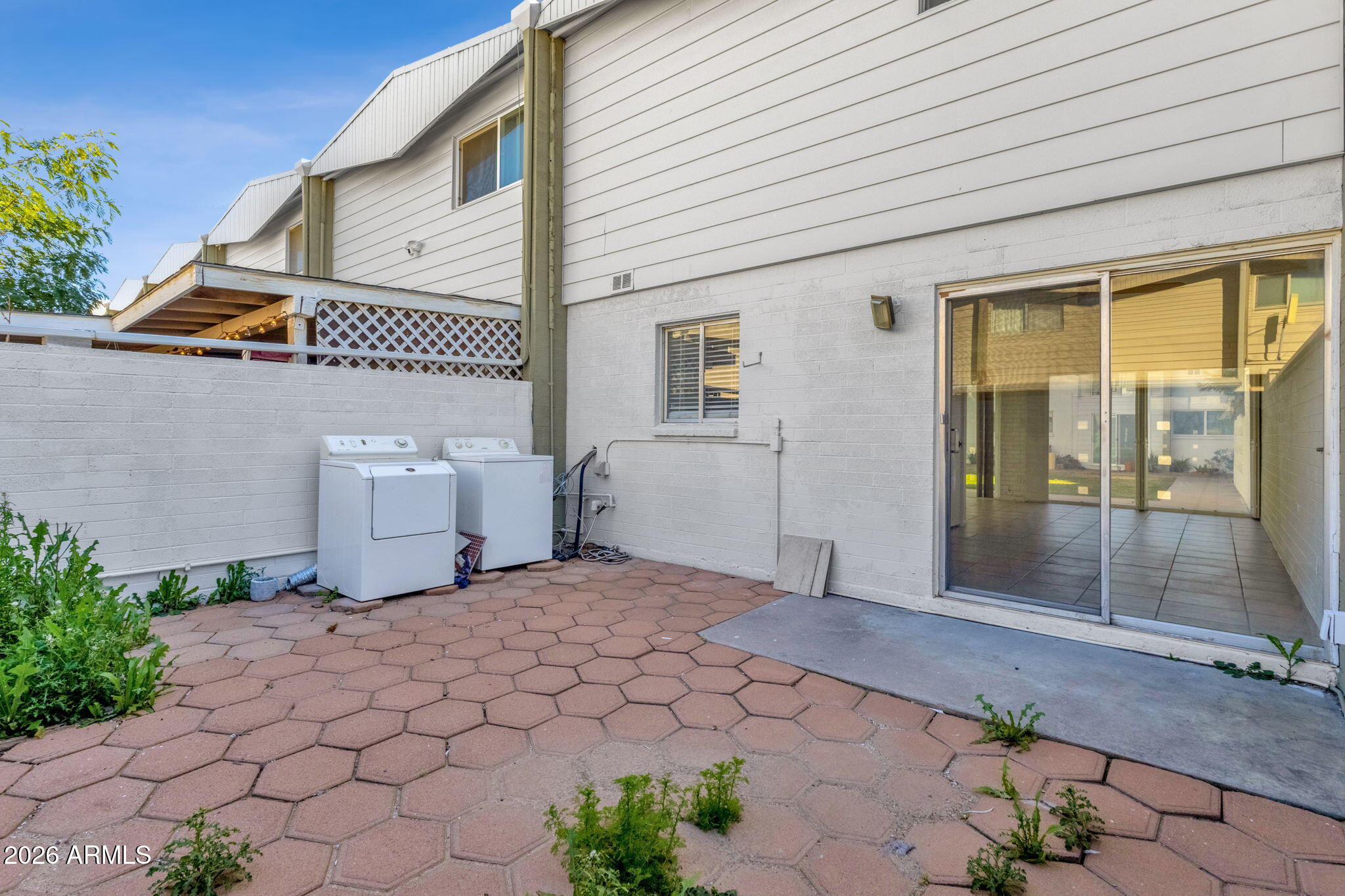 SCOTTSDALE EAST - Residential
