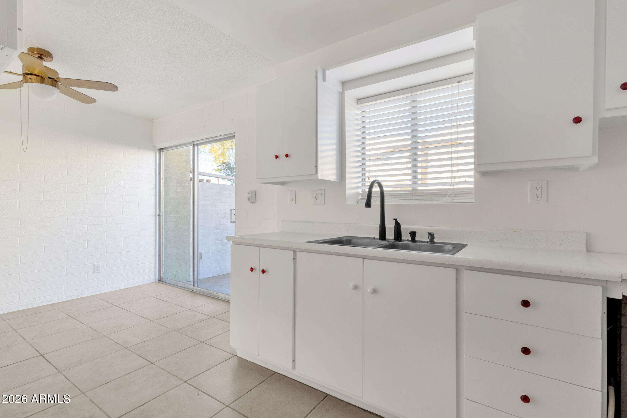 SCOTTSDALE EAST - Residential