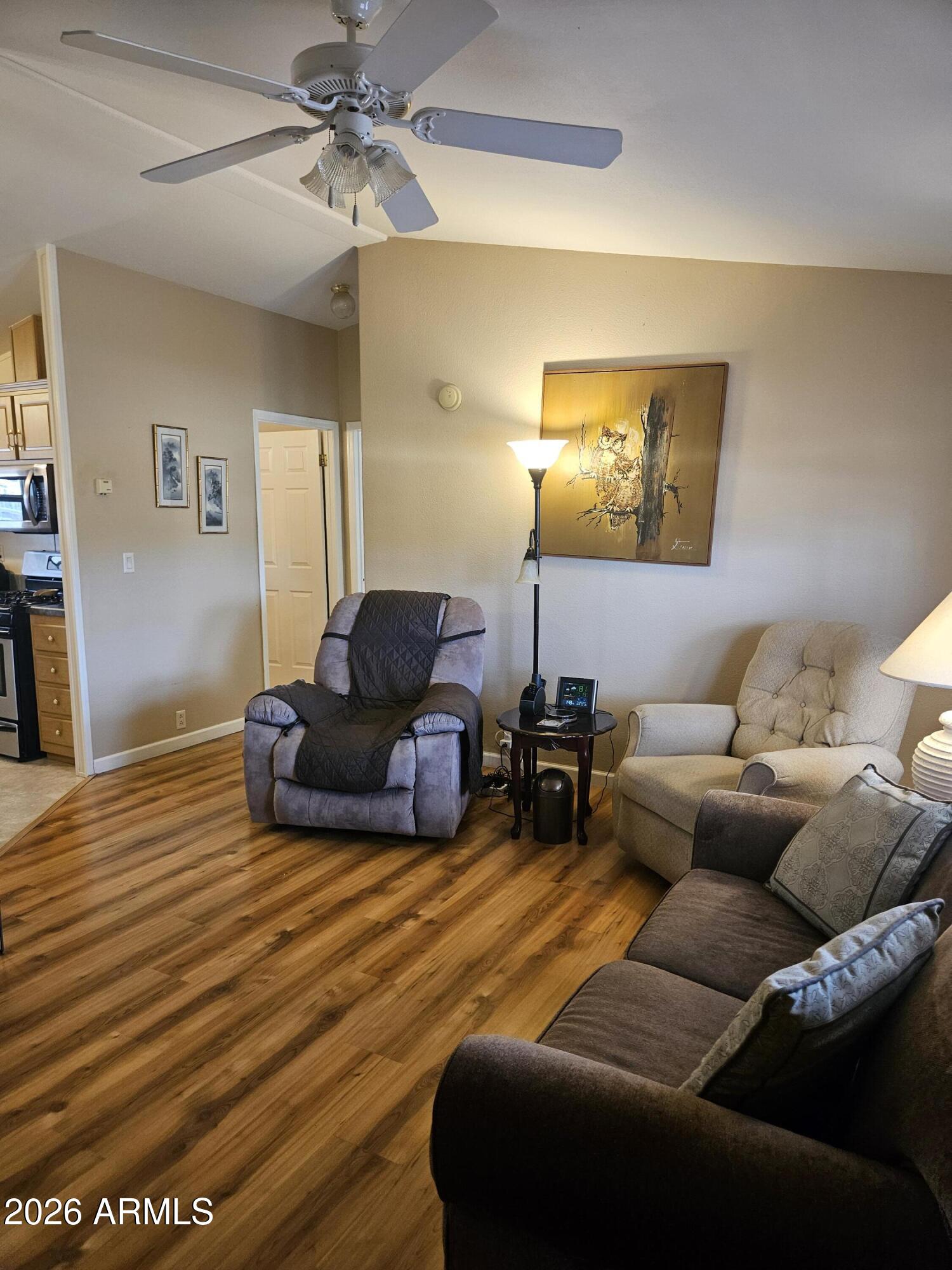 585 S Shallow Brook Loop