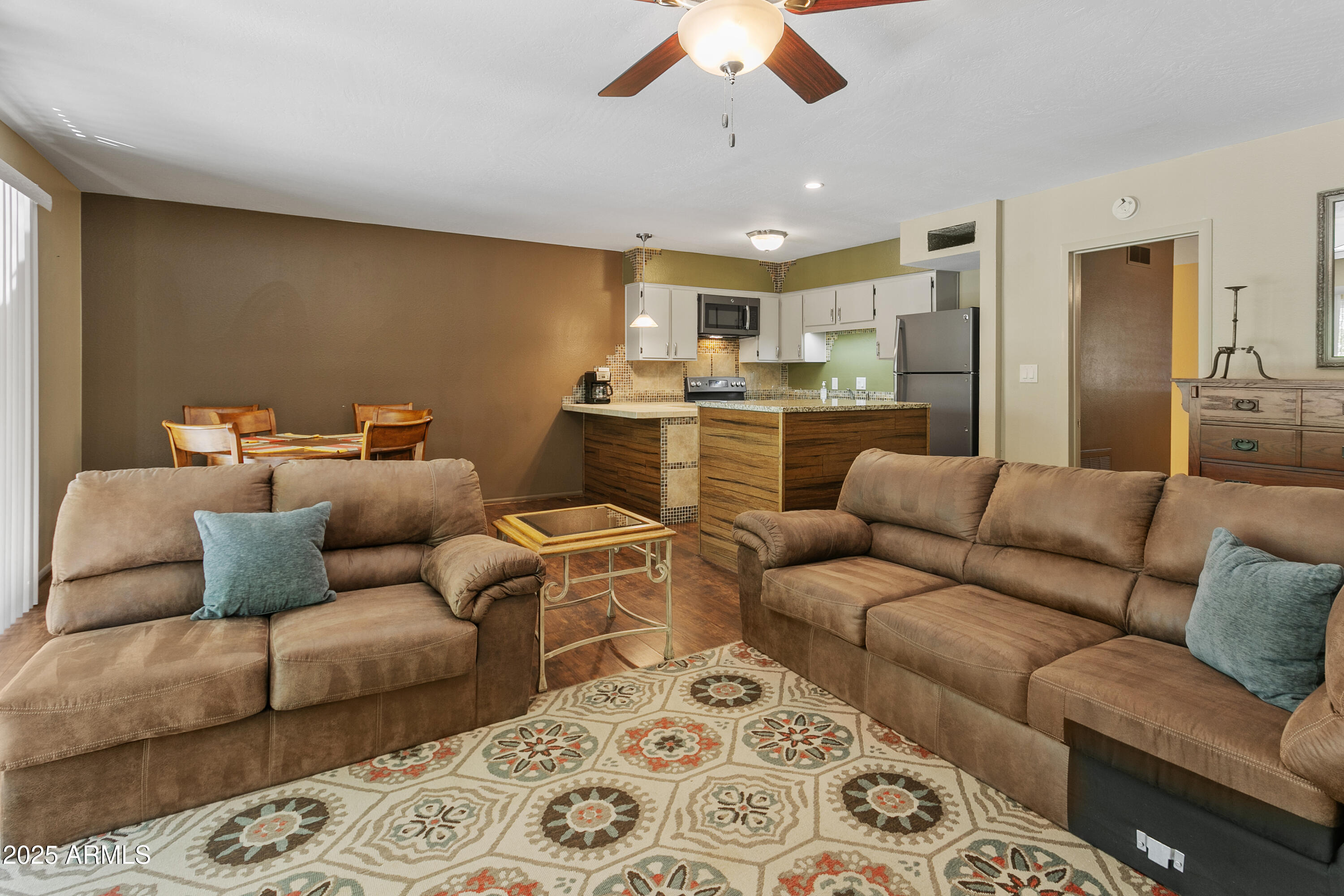 37618 N TRANQUIL Trail 9