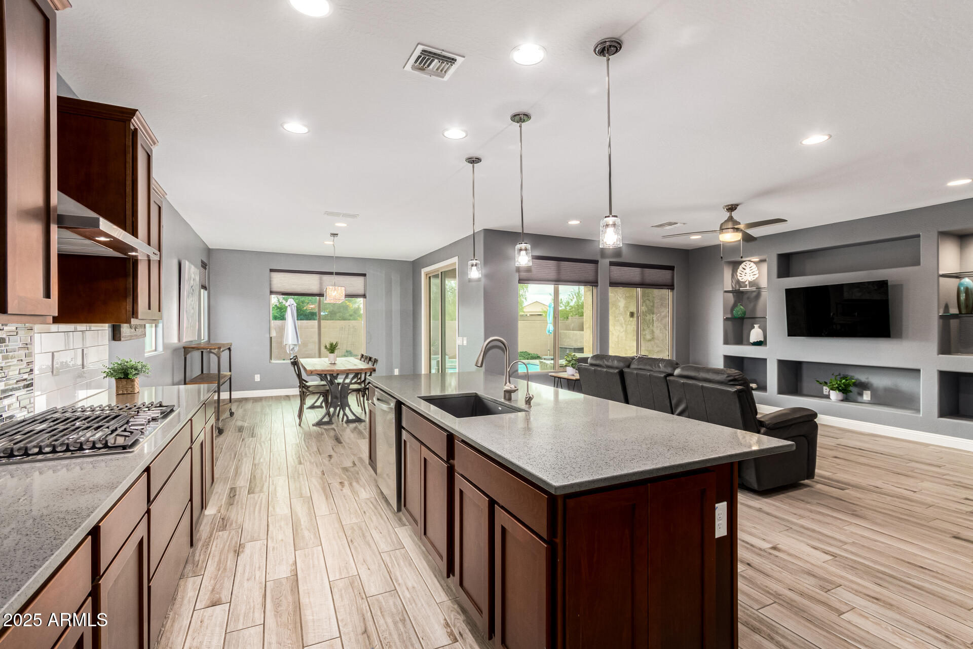 7865 W SILVER SPRING Way