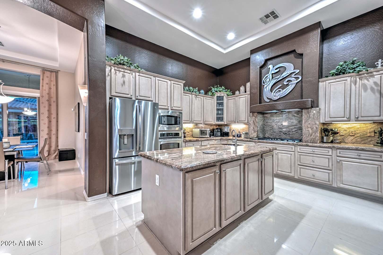 12477 W Fetlock Trail