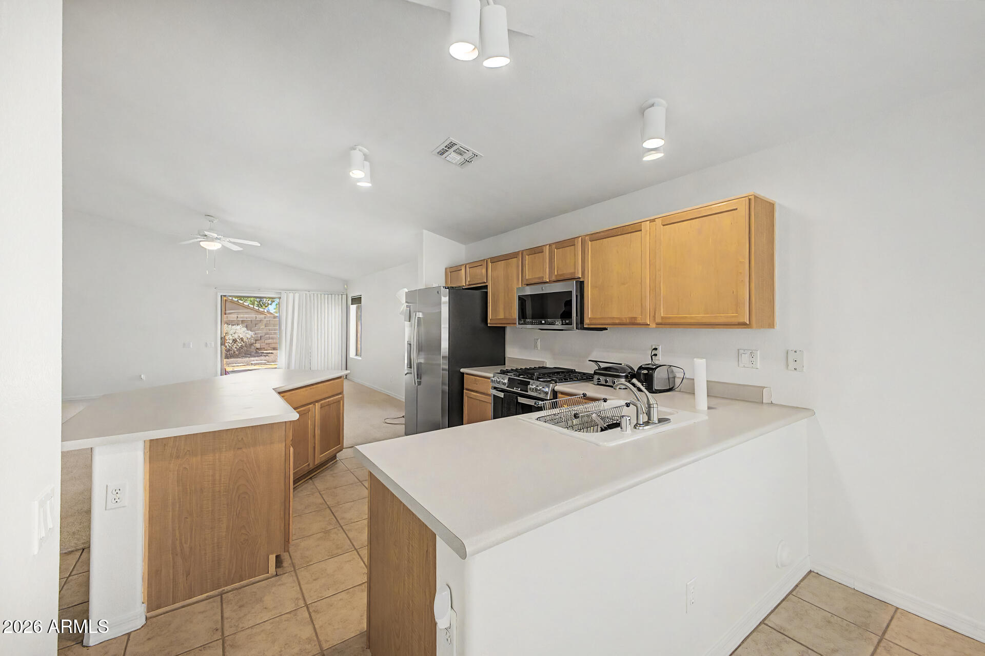 3056 E SWEETWATER Avenue
